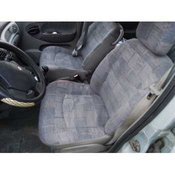 ASIENTO DELANTERO DERECHO 