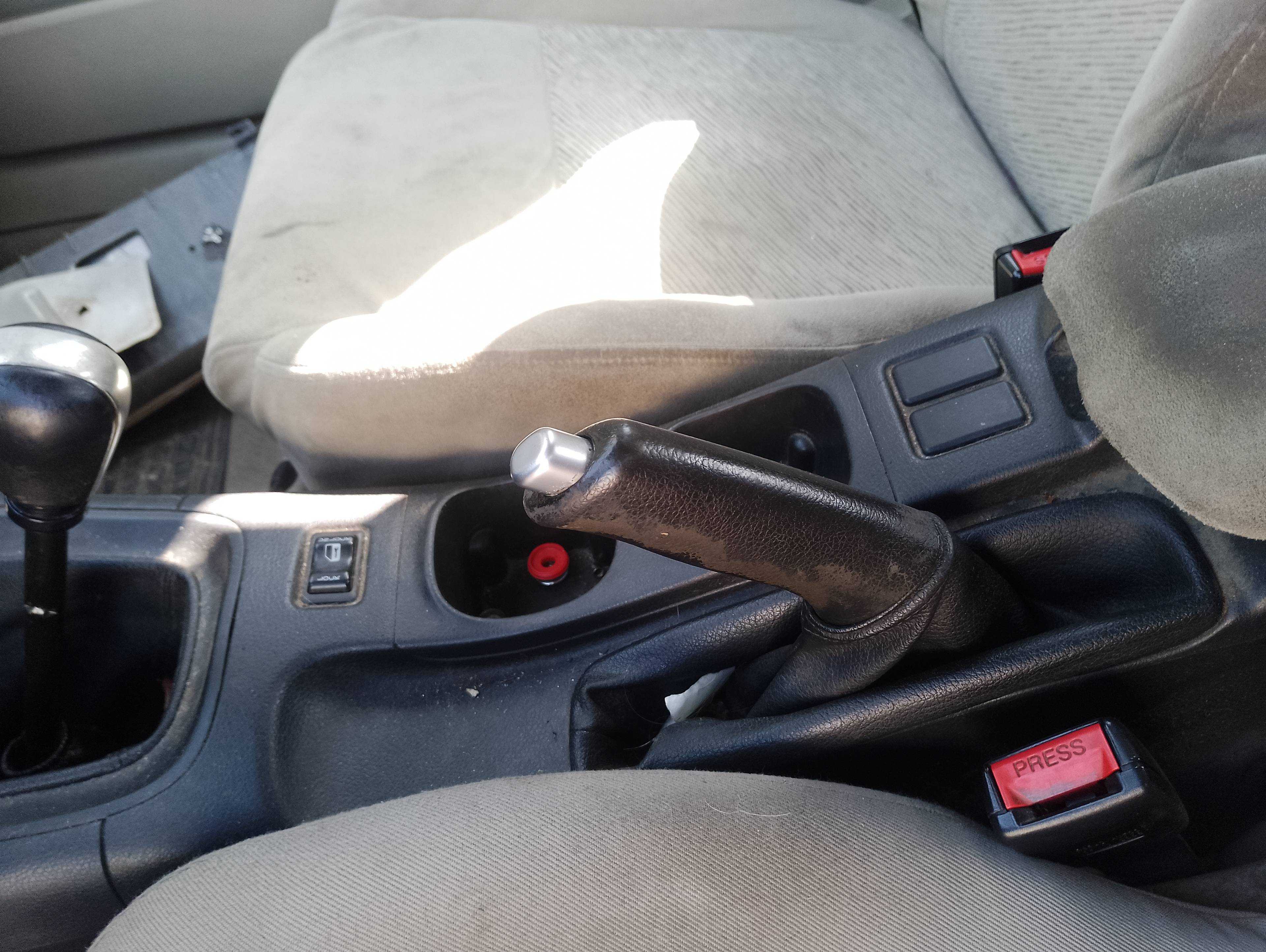 Recambio de palanca freno para nissan primera berlina (p12) acenta referencia OEM IAM   