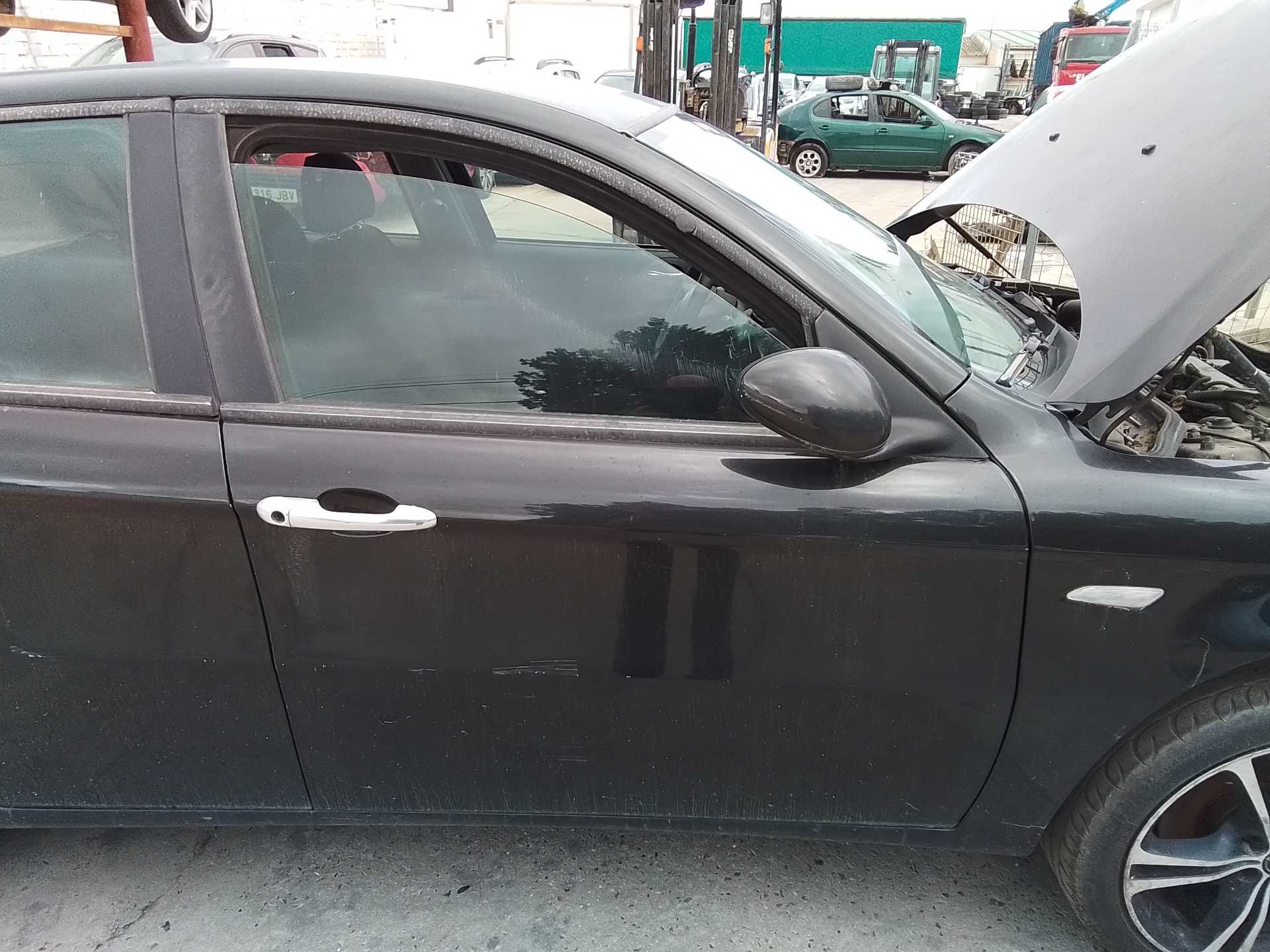 Recambio de puerta delantera derecha para alfa romeo 147 (190) 1.9 jtd cat referencia OEM IAM   