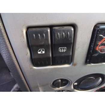 Recambio de mando elevalunas delantero izquierdo para dacia logan 1.5 dci diesel cat referencia OEM IAM   