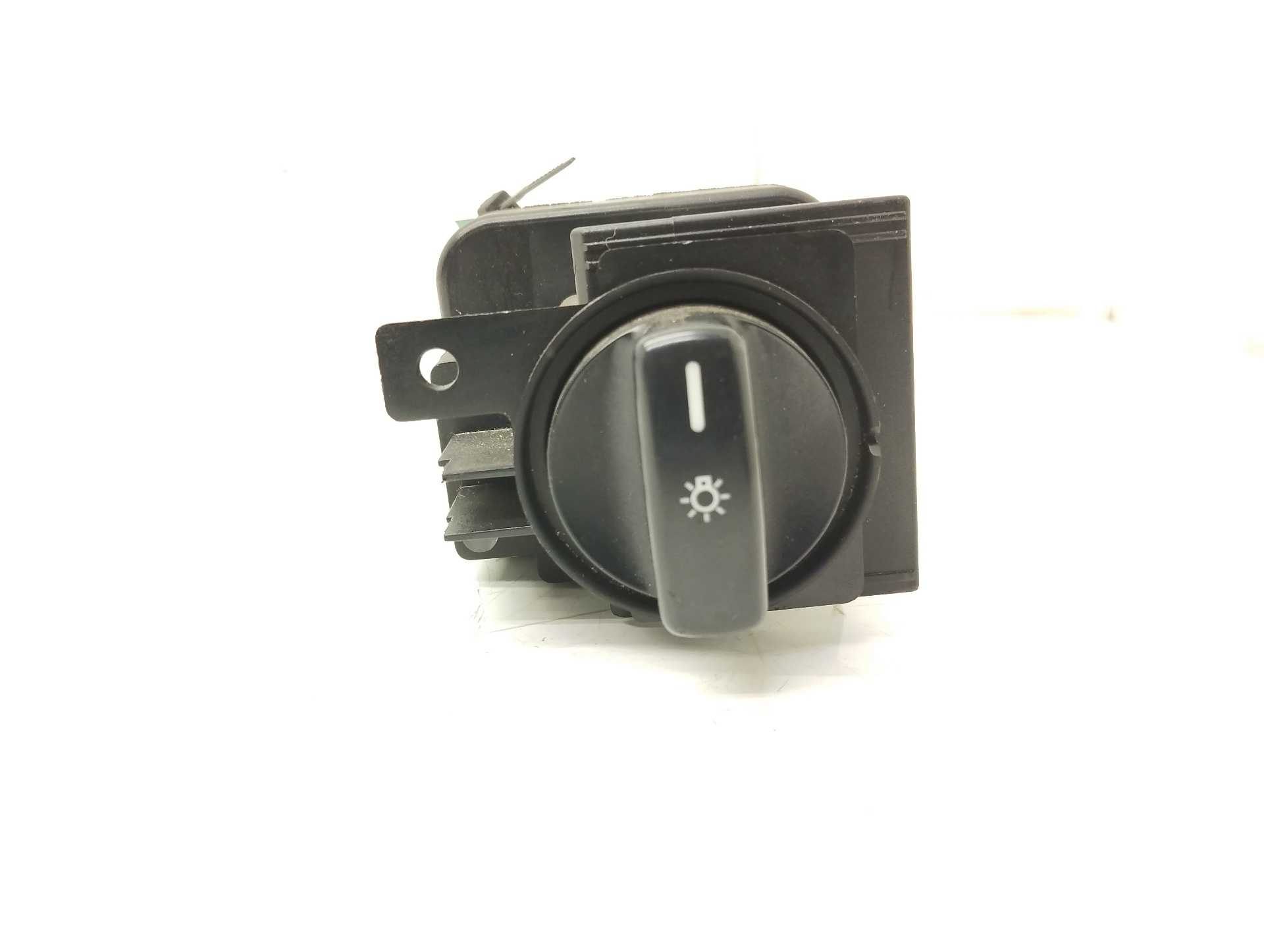 Recambio de mando luces para mercedes-benz clase a (w169) a 160 cdi a-edition referencia OEM IAM 1695453104 32221202 