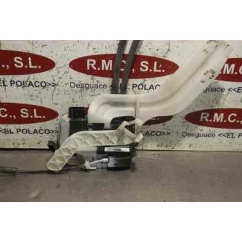Recambio de cerradura puerta trasera derecha para hyundai ix35 1.7 crdi cat referencia OEM IAM 814202Y010  