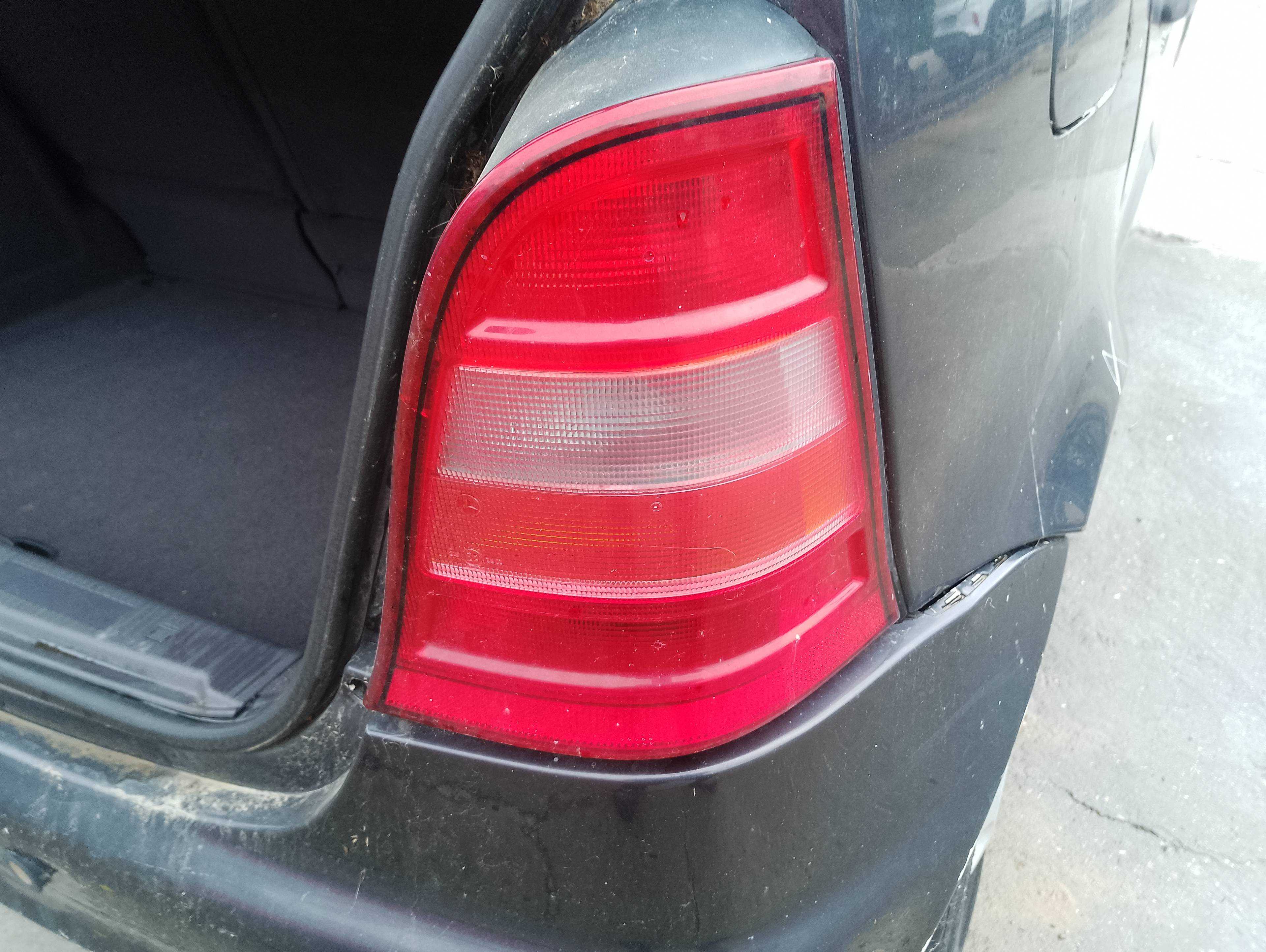 Recambio de piloto trasero derecho para mercedes-benz clase a (w168) 160 (168.033) referencia OEM IAM   
