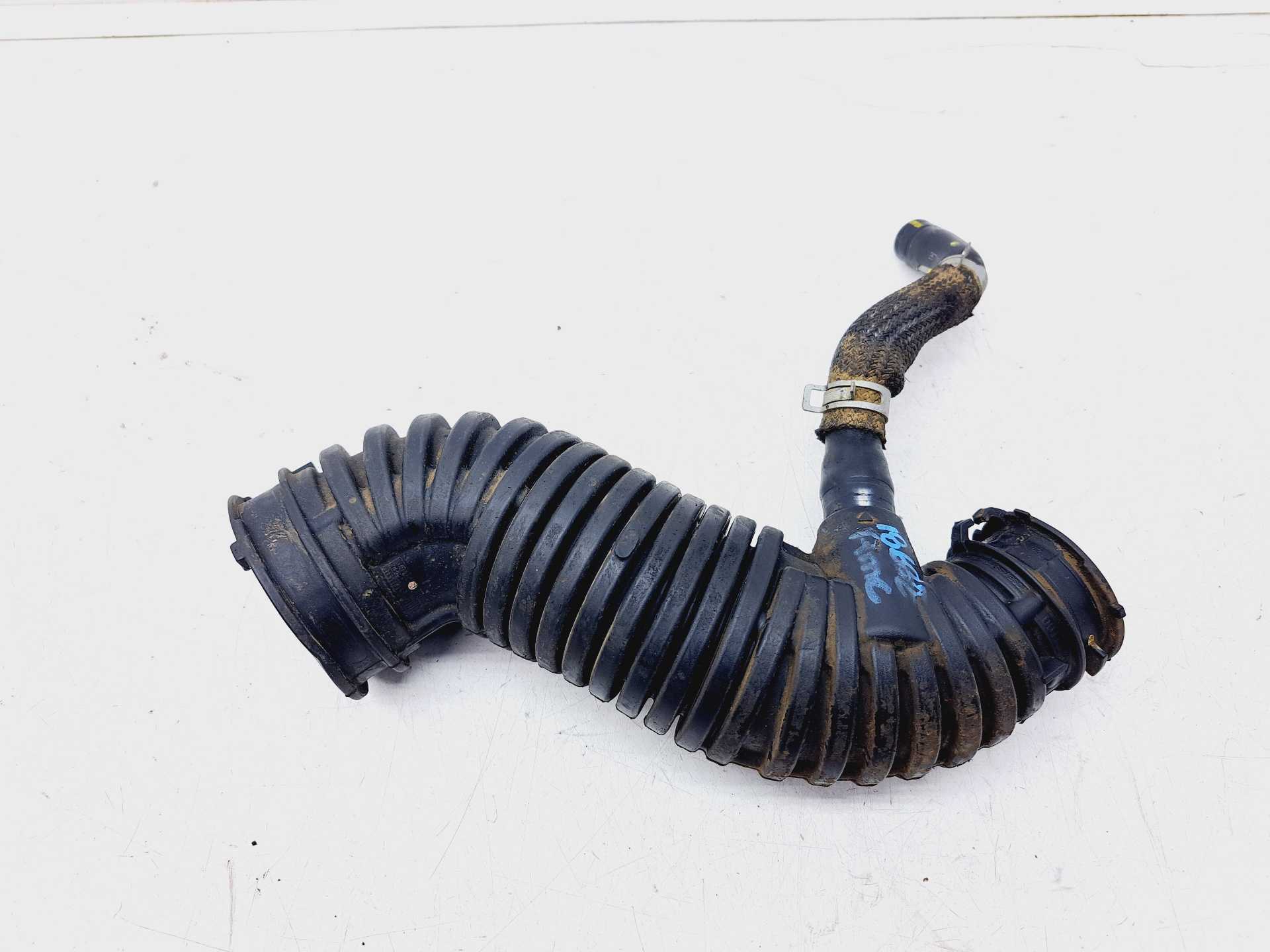 Recambio de tubo de admision para hyundai tucson classic blue referencia OEM IAM 28130D3100  