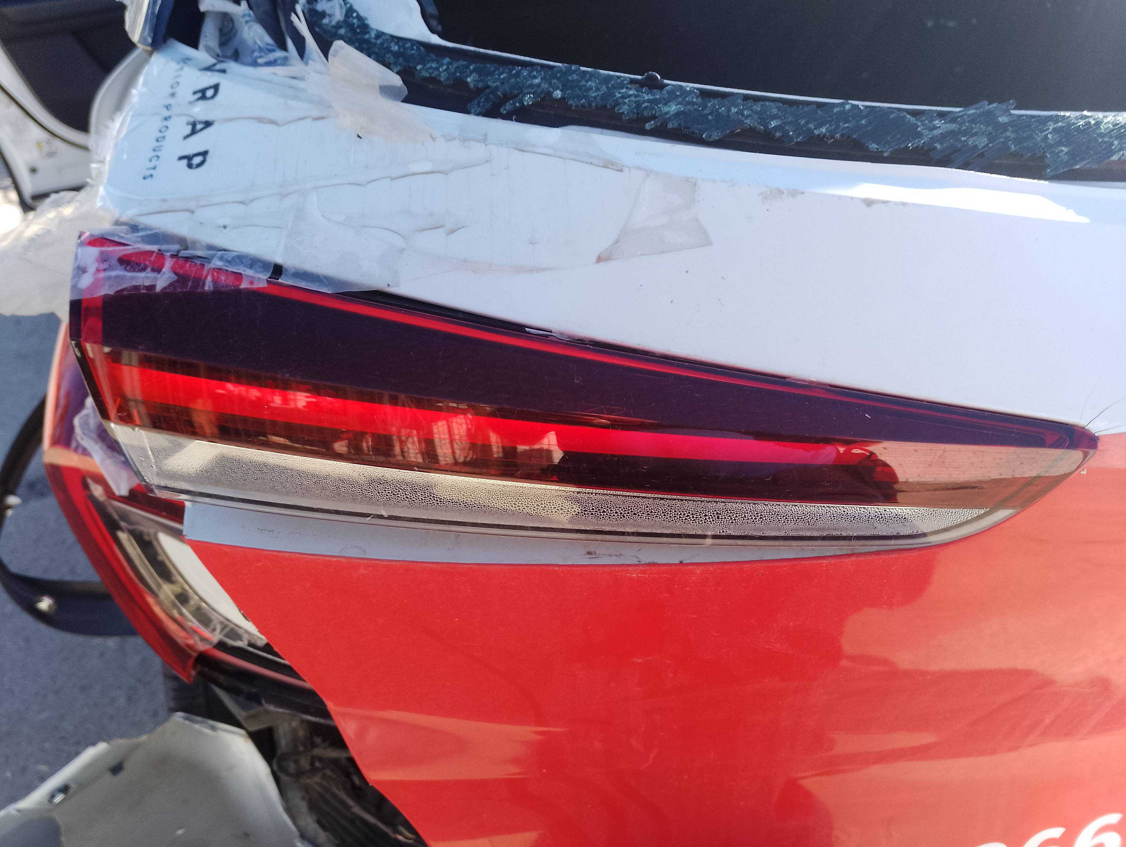 Recambio de piloto porton trasero izquierdo para renault captur ii equilibre referencia OEM IAM   