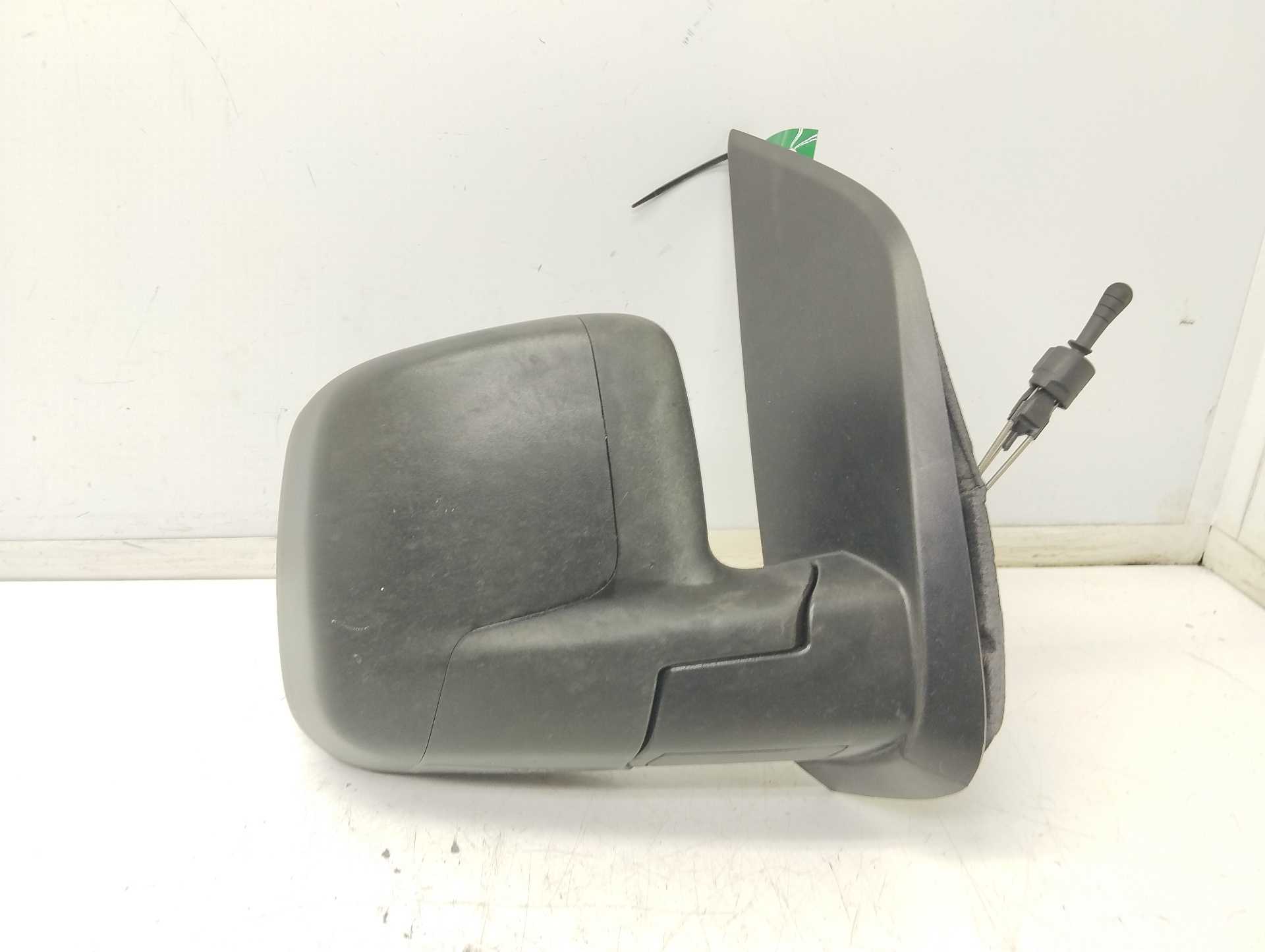 Recambio de retrovisor derecho para fiat fiorino básico referencia OEM IAM 735460566  