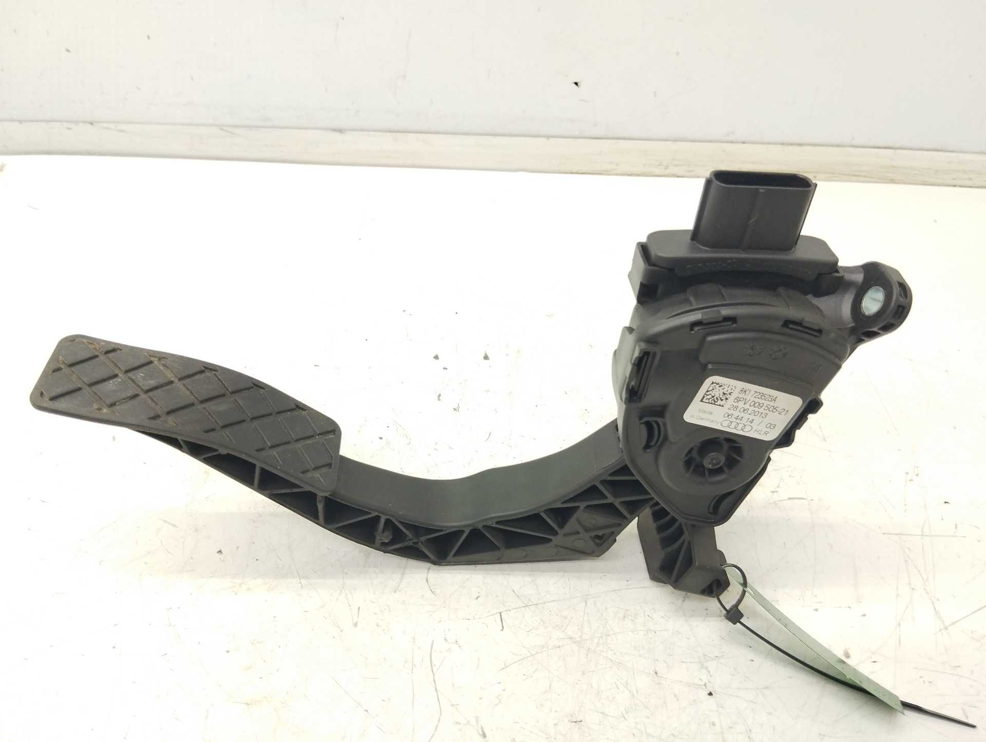Recambio de pedal acelerador para audi a6 avant (4g5) 2.0 tfsi referencia OEM IAM 8K1723523A 6PV00950521 8K1721523A