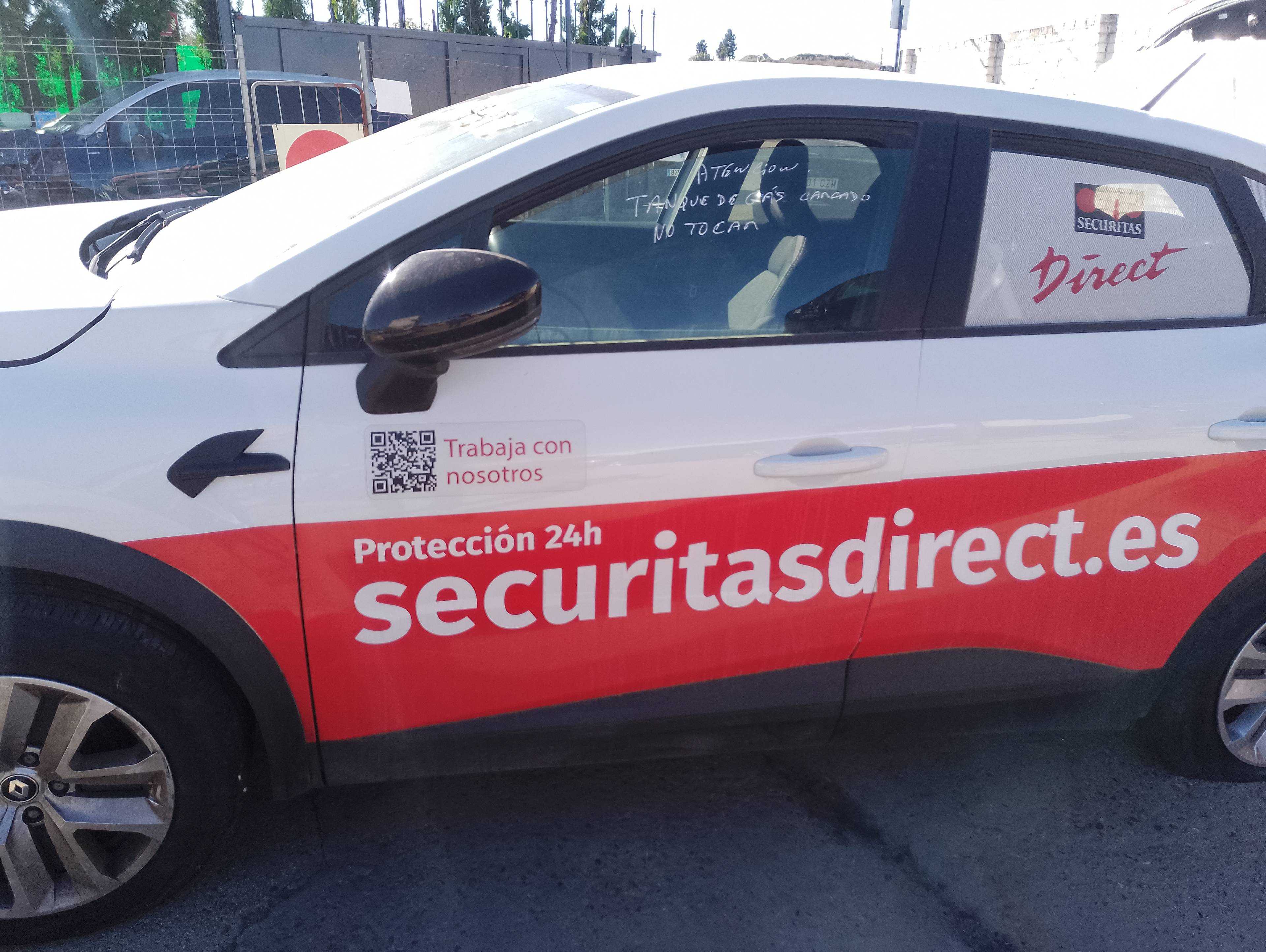 Recambio de puerta delantera izquierda para renault captur ii equilibre referencia OEM IAM   