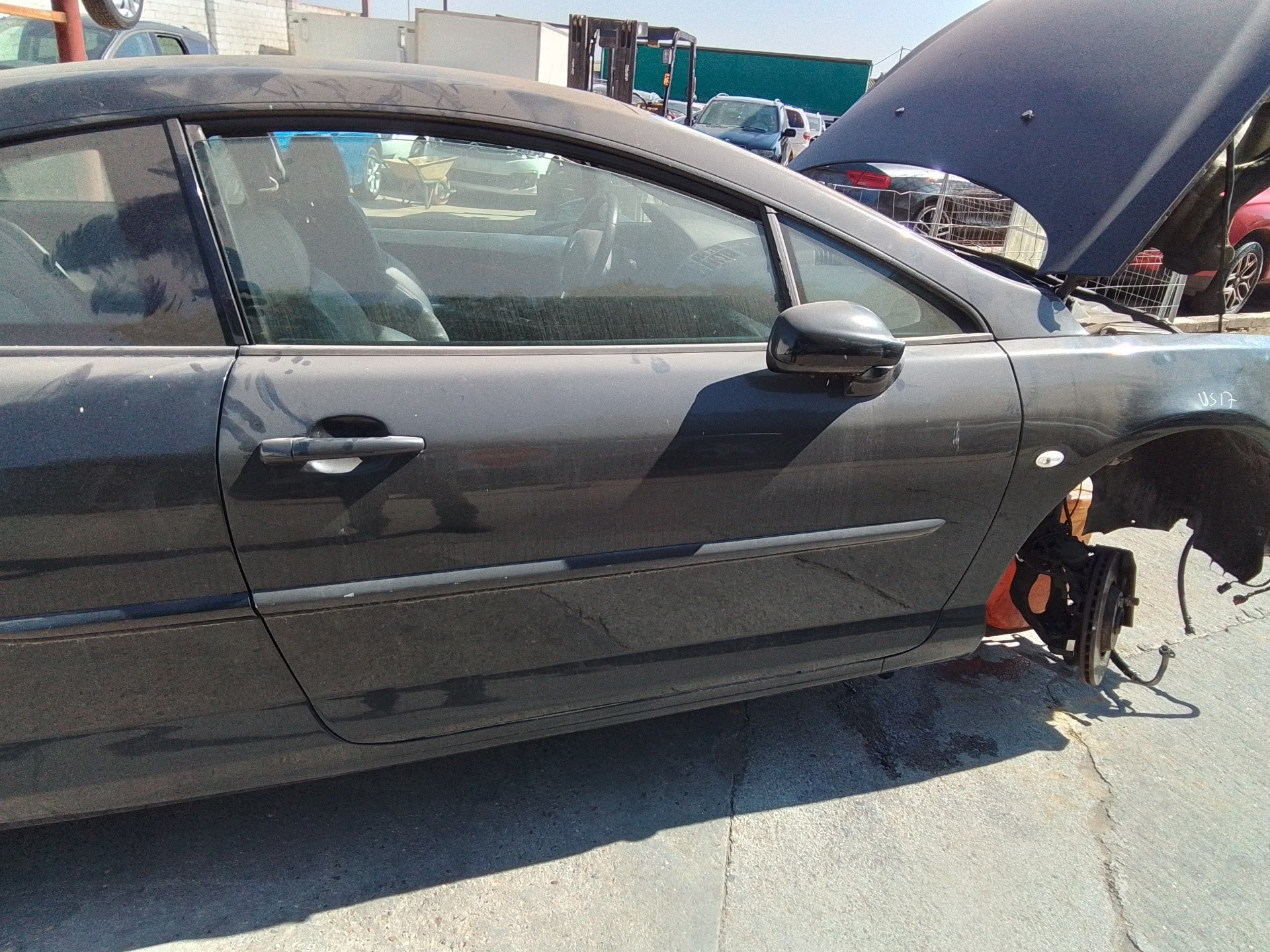 Recambio de puerta delantera derecha para peugeot 407 coupe básico referencia OEM IAM   