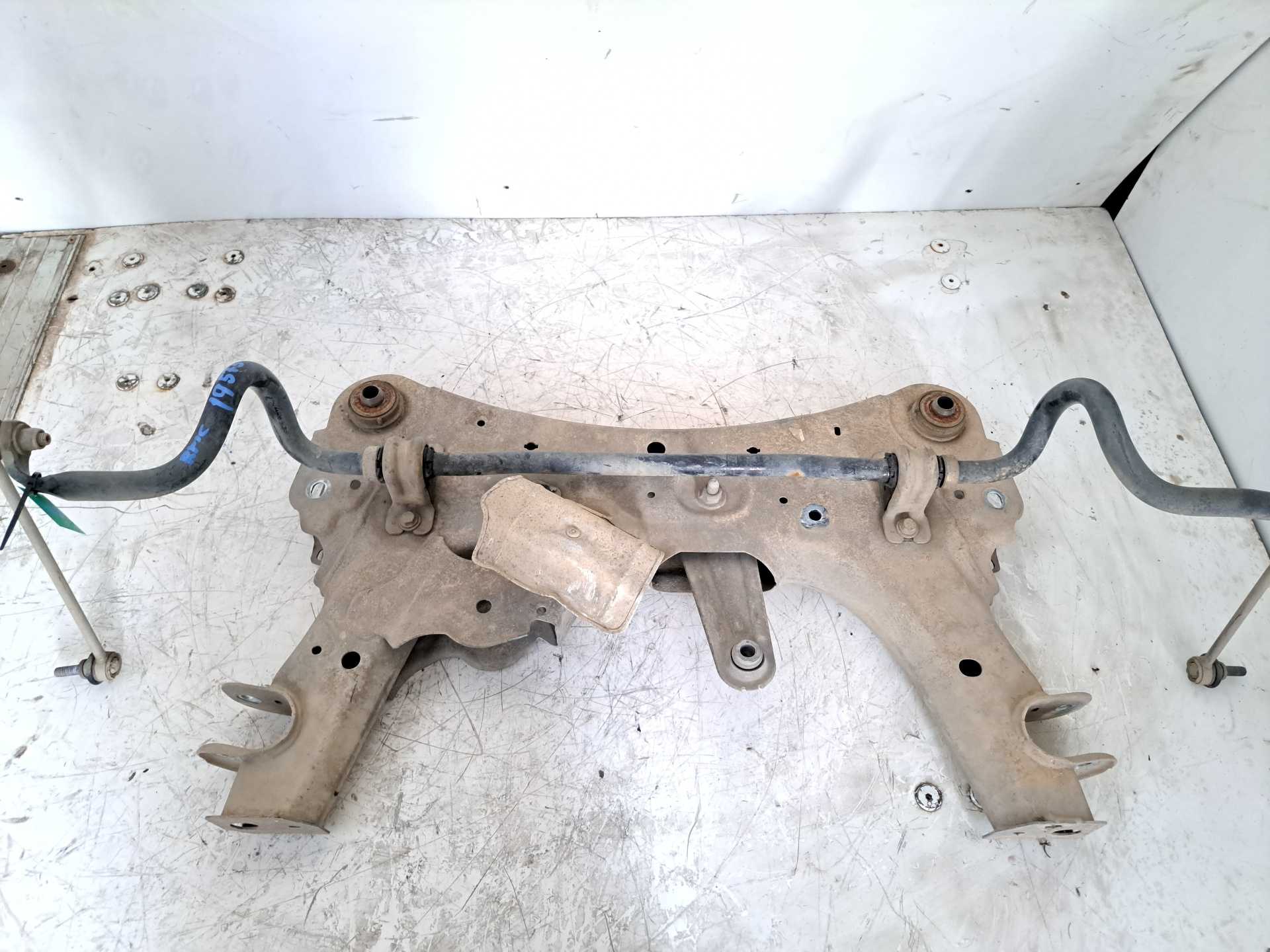 Recambio de cuna motor para renault kangoo expression referencia OEM IAM   