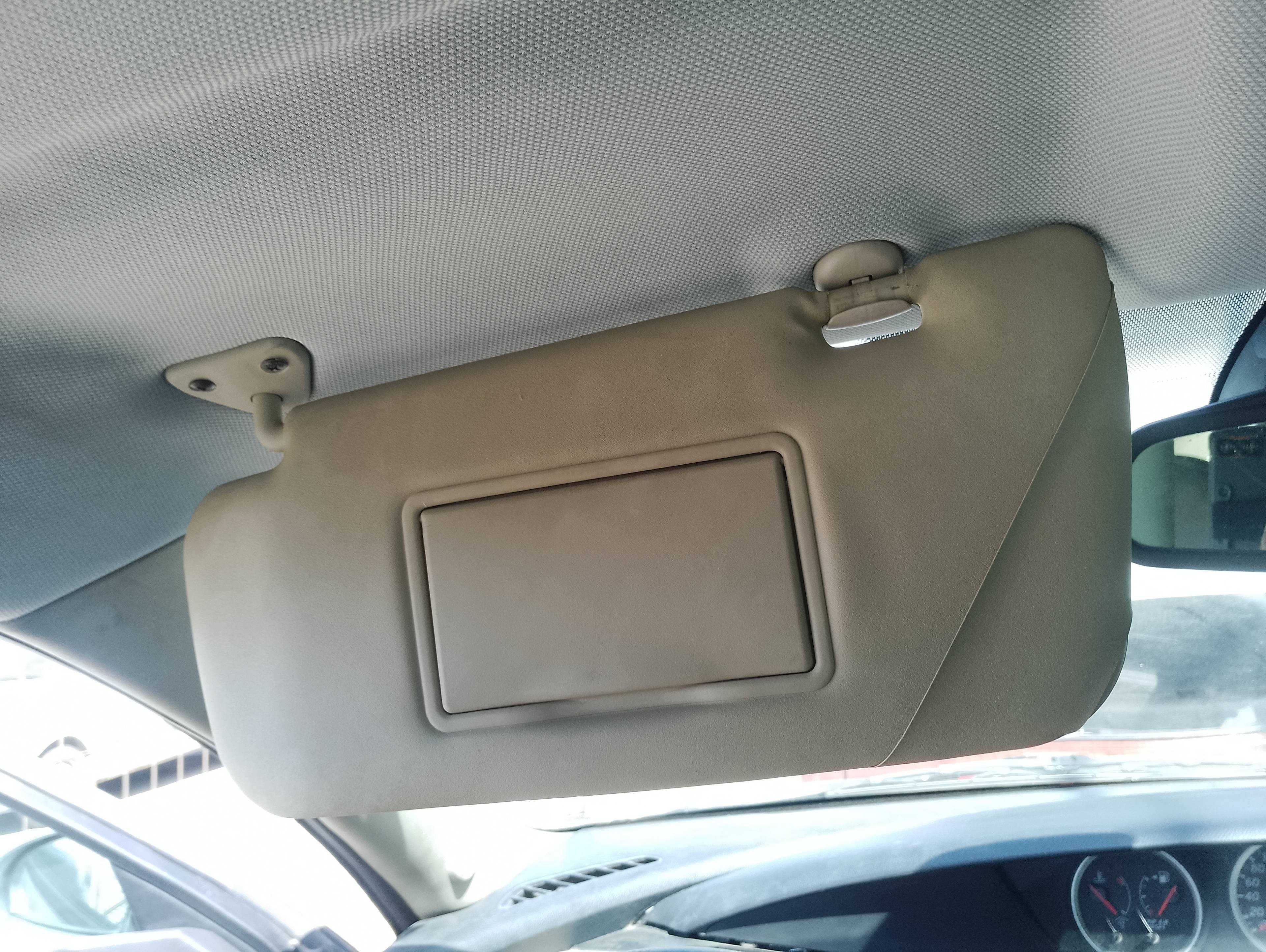 Recambio de parasol izquierdo para nissan primera berlina (p12) acenta referencia OEM IAM   
