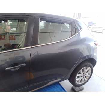 Recambio de puerta trasera izquierda para renault clio iv 1.0 tce referencia OEM IAM   