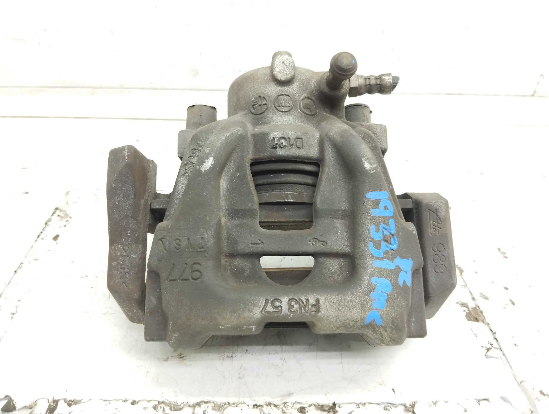 Recambio de pinza de freno delantera izquierda para fiat 500 l (330) city cross referencia OEM IAM  77365309 