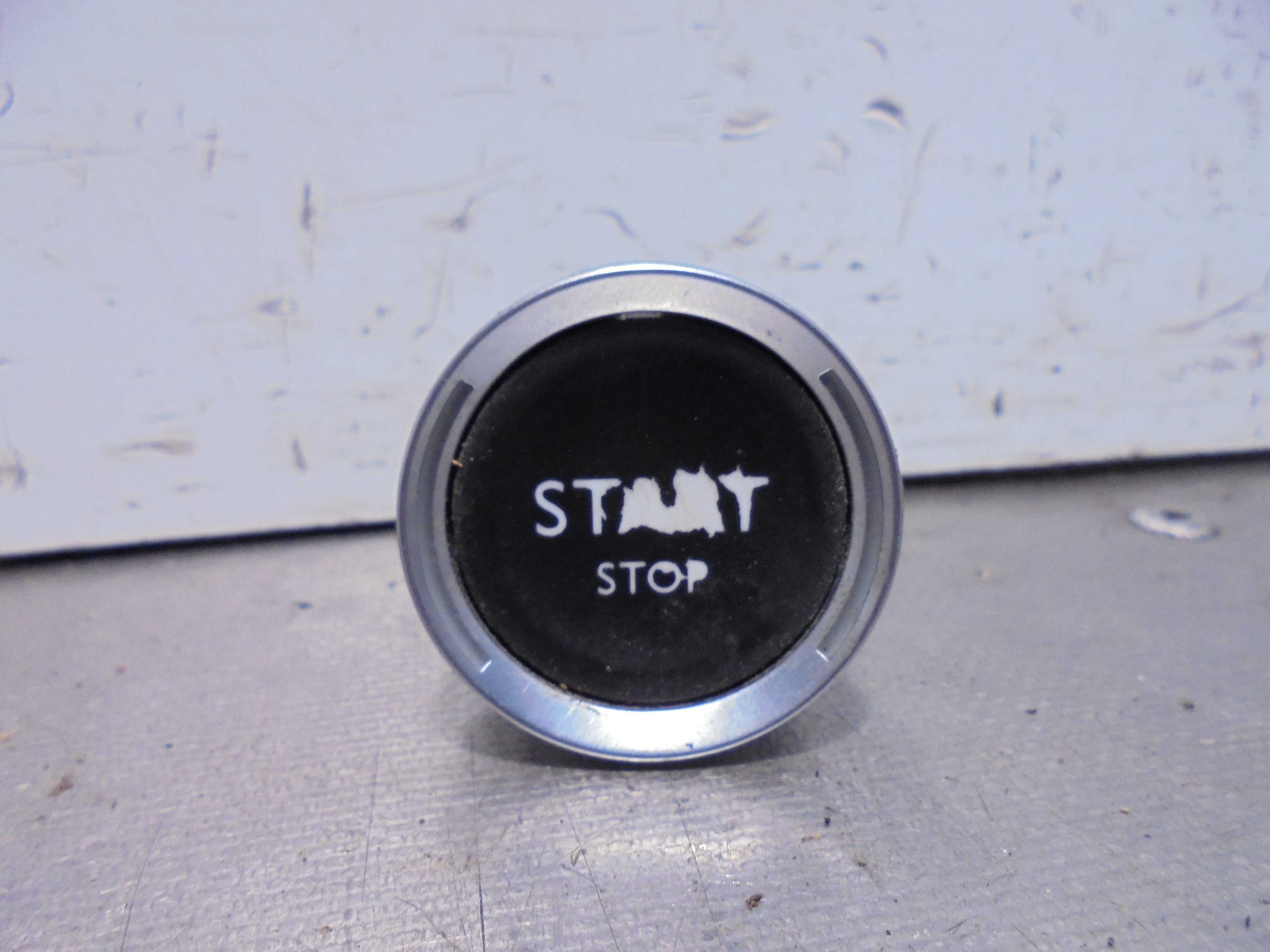 Recambio de mando start/stop para citroën c4 picasso exclusive referencia OEM IAM 96777946ZD  