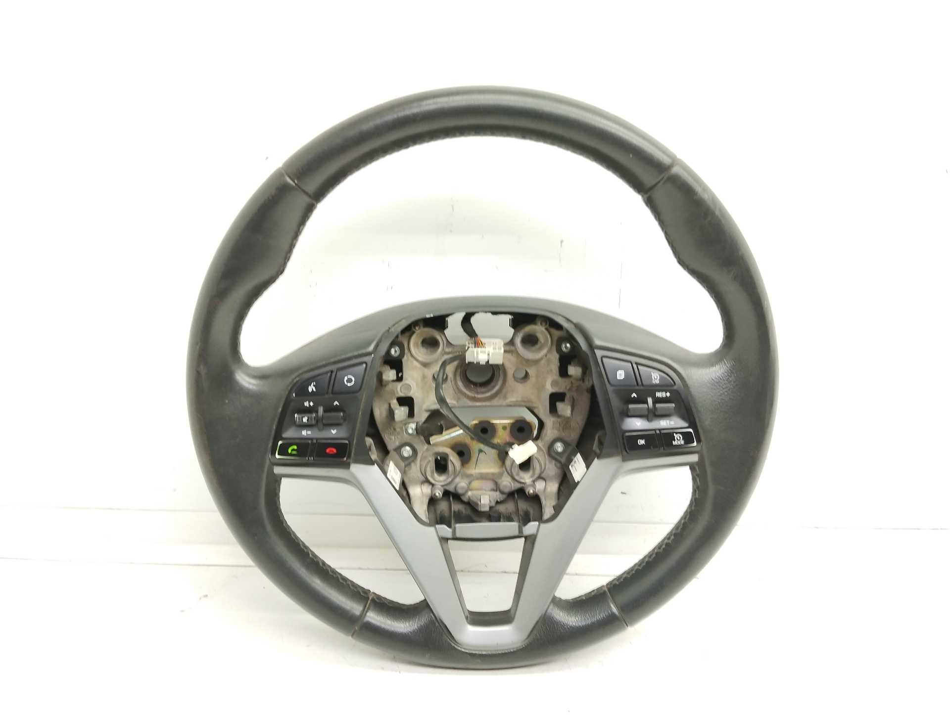 Recambio de volante para hyundai tucson classic blue referencia OEM IAM 309246881B9A  
