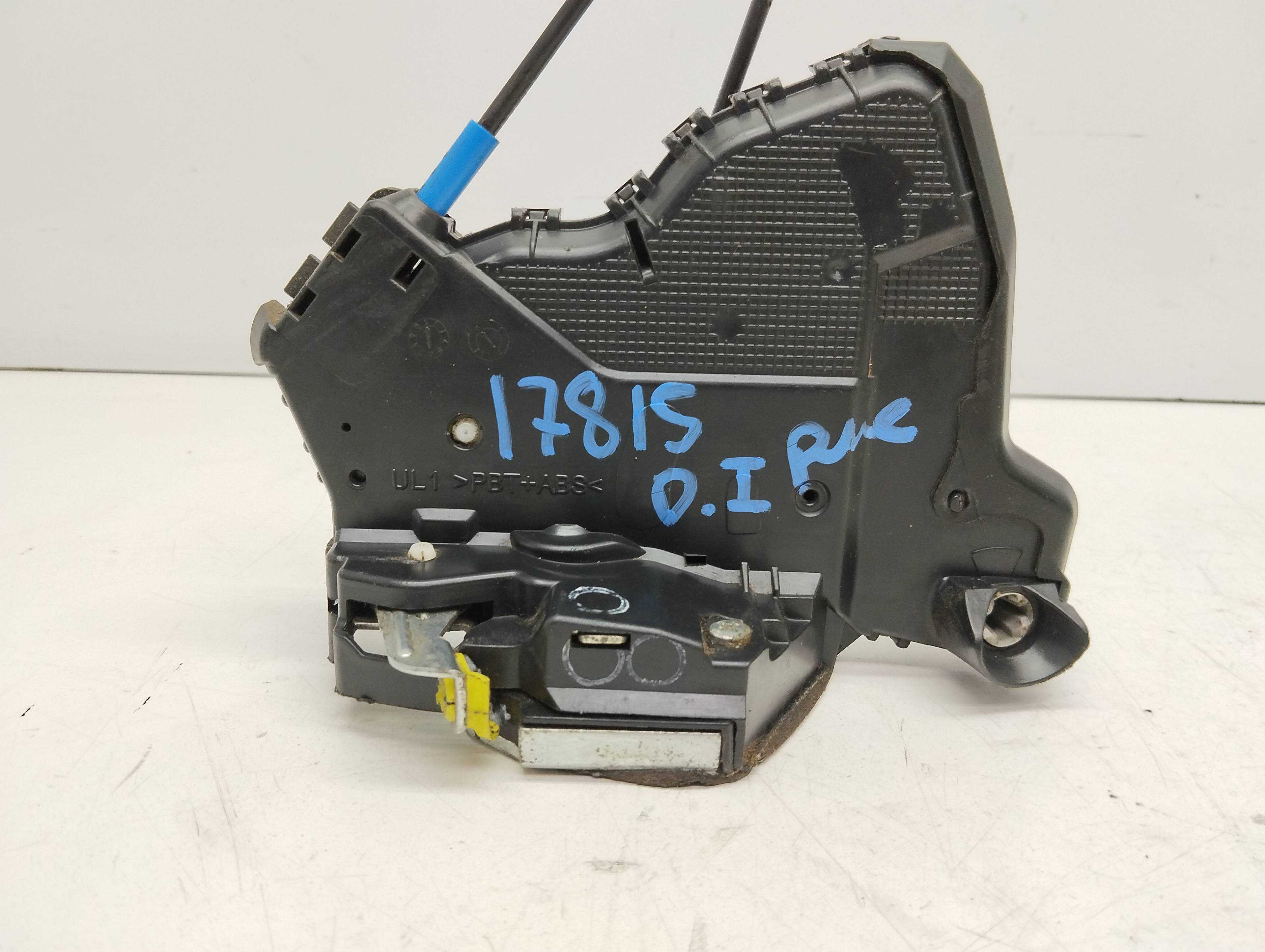 Recambio de cerradura puerta delantera izquierda para toyota auris 1.8 16v (híbrido) referencia OEM IAM 6904002211  