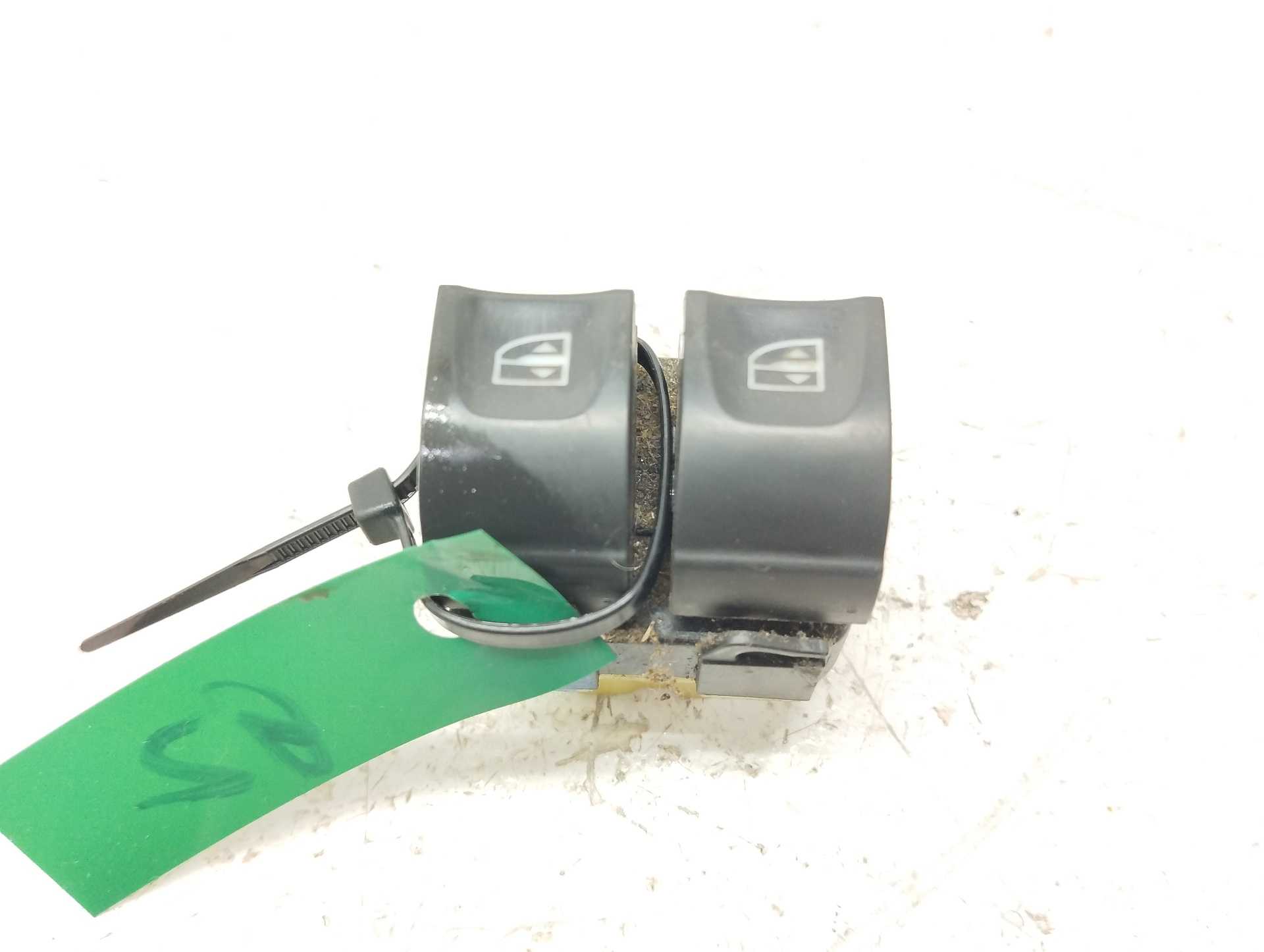 Recambio de mando elevalunas delantero izquierdo para renault clio iv 1.5 dci referencia OEM IAM 254118722R 10023903 