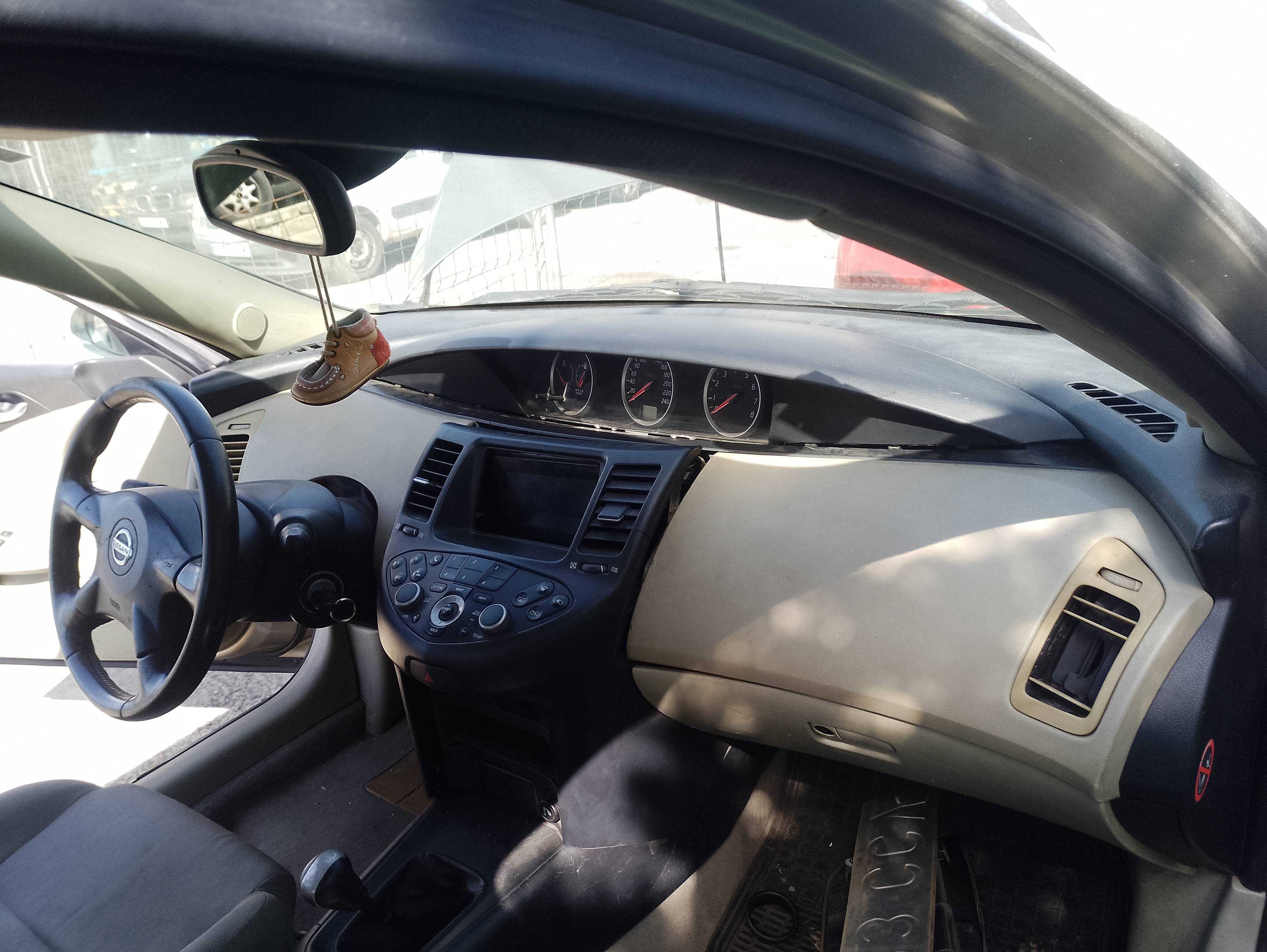 Recambio de salpicadero para nissan primera berlina (p12) acenta referencia OEM IAM   
