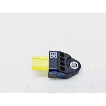 Recambio de sensor de impacto para toyota prius+ advance referencia OEM IAM 8983168030  