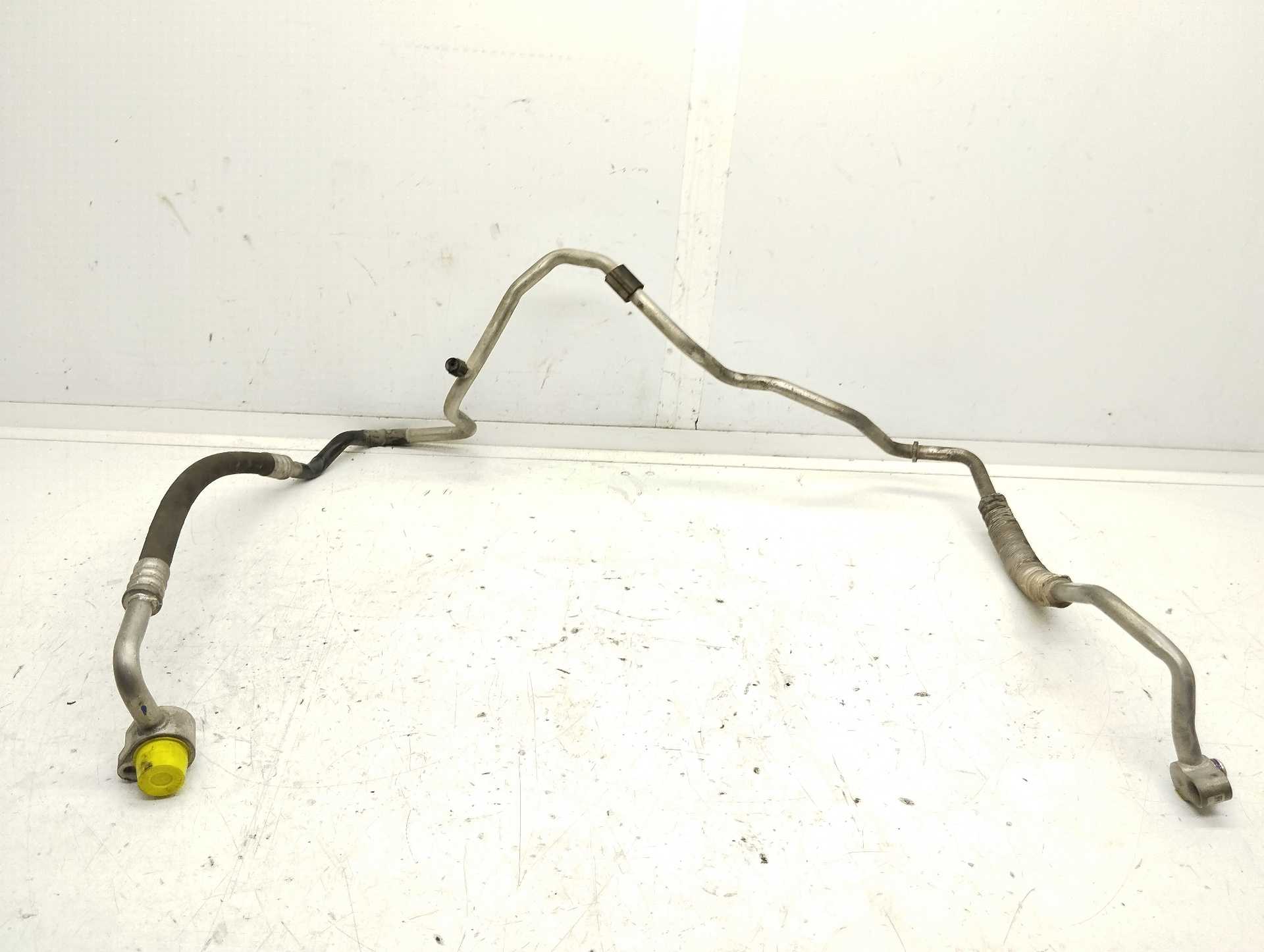 Recambio de tubos aire acondicionado para seat ibiza sc (6j1) 1.6 tdi referencia OEM IAM 6R1820743J  
