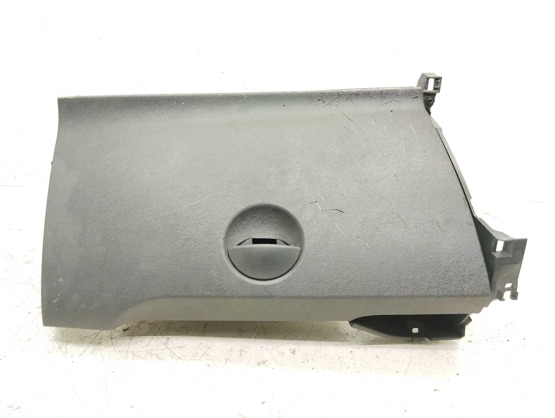 Recambio de guantera para renault kangoo expression referencia OEM IAM 681083048R  