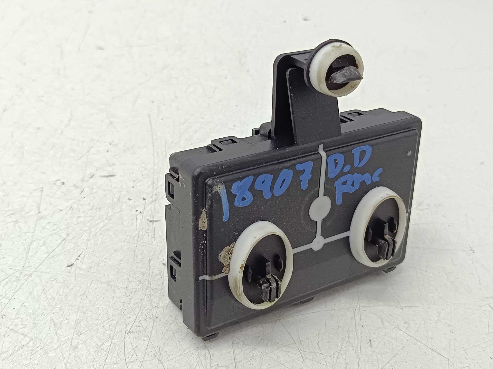 Recambio de modulo electronico para volkswagen t-roc (d11) basis referencia OEM IAM 5Q4959592P  