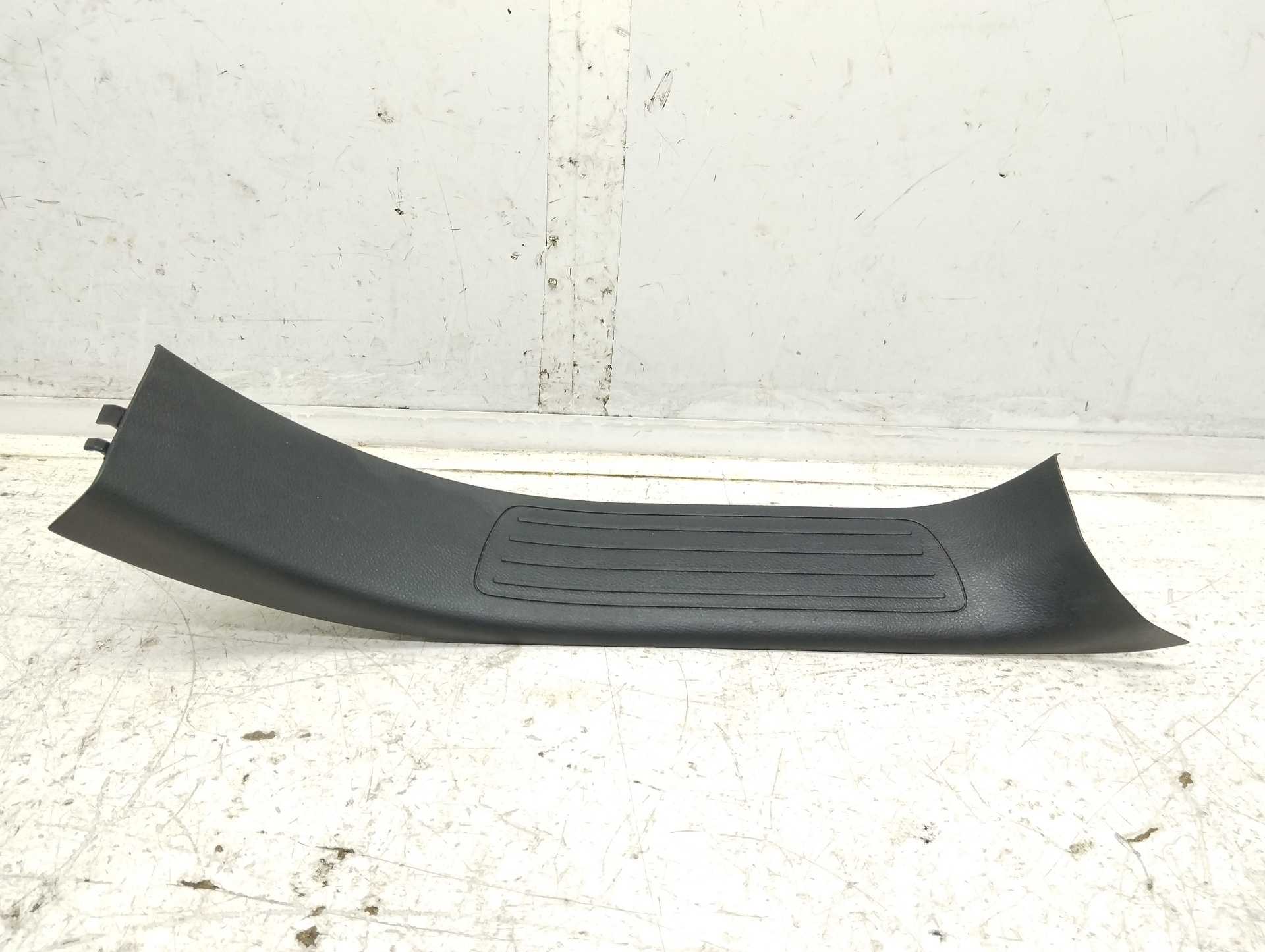 Recambio de moldura interior para mercedes-benz clase gle (w166) gle 350 d 4matic referencia OEM IAM A2926801300  