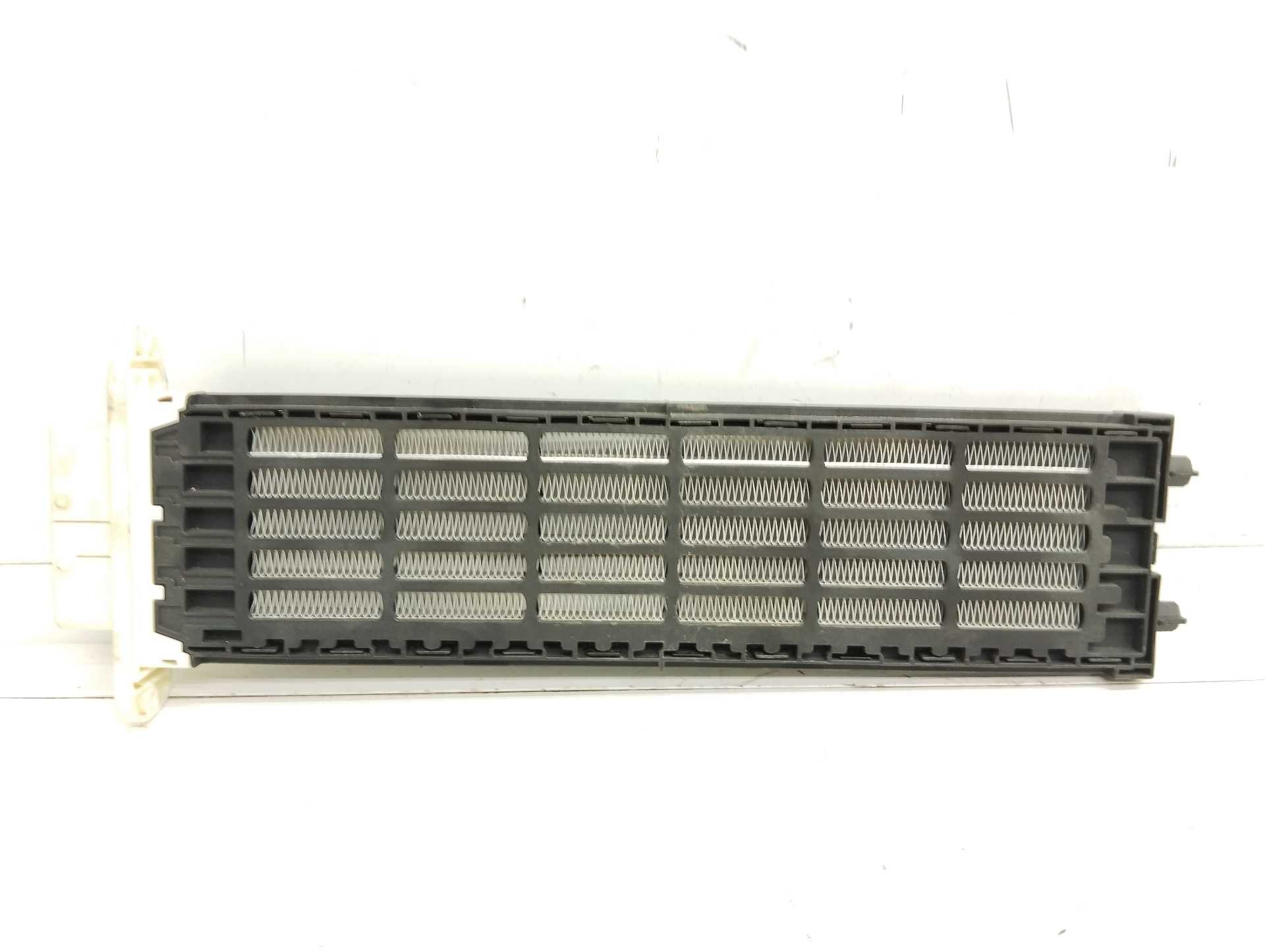 Recambio de radiador calefaccion / aire acondicionado para peugeot 3008 active referencia OEM IAM A52103600  