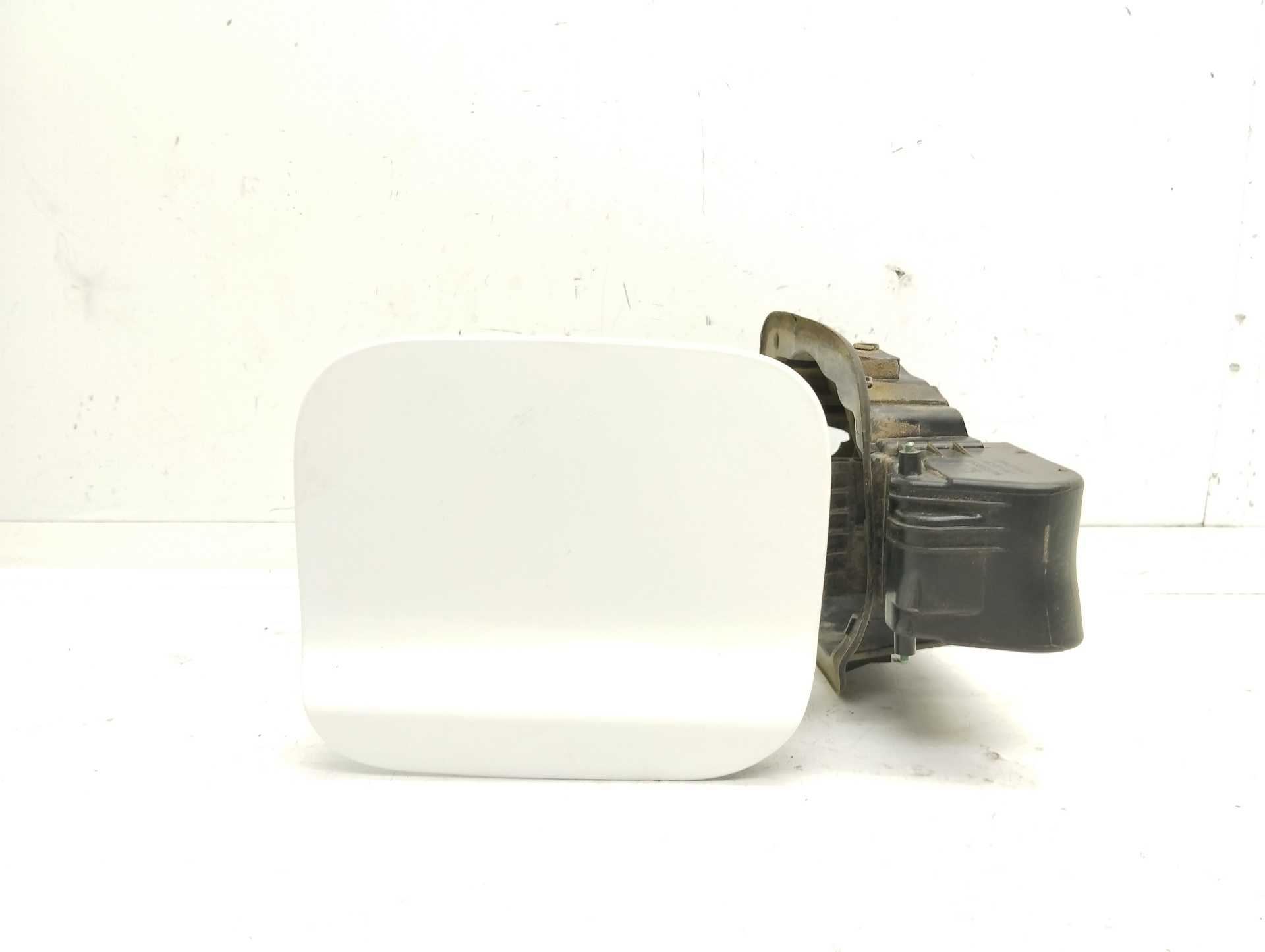 Recambio de tapa exterior combustible para citroën c-elysée seduction referencia OEM IAM 9677566580  