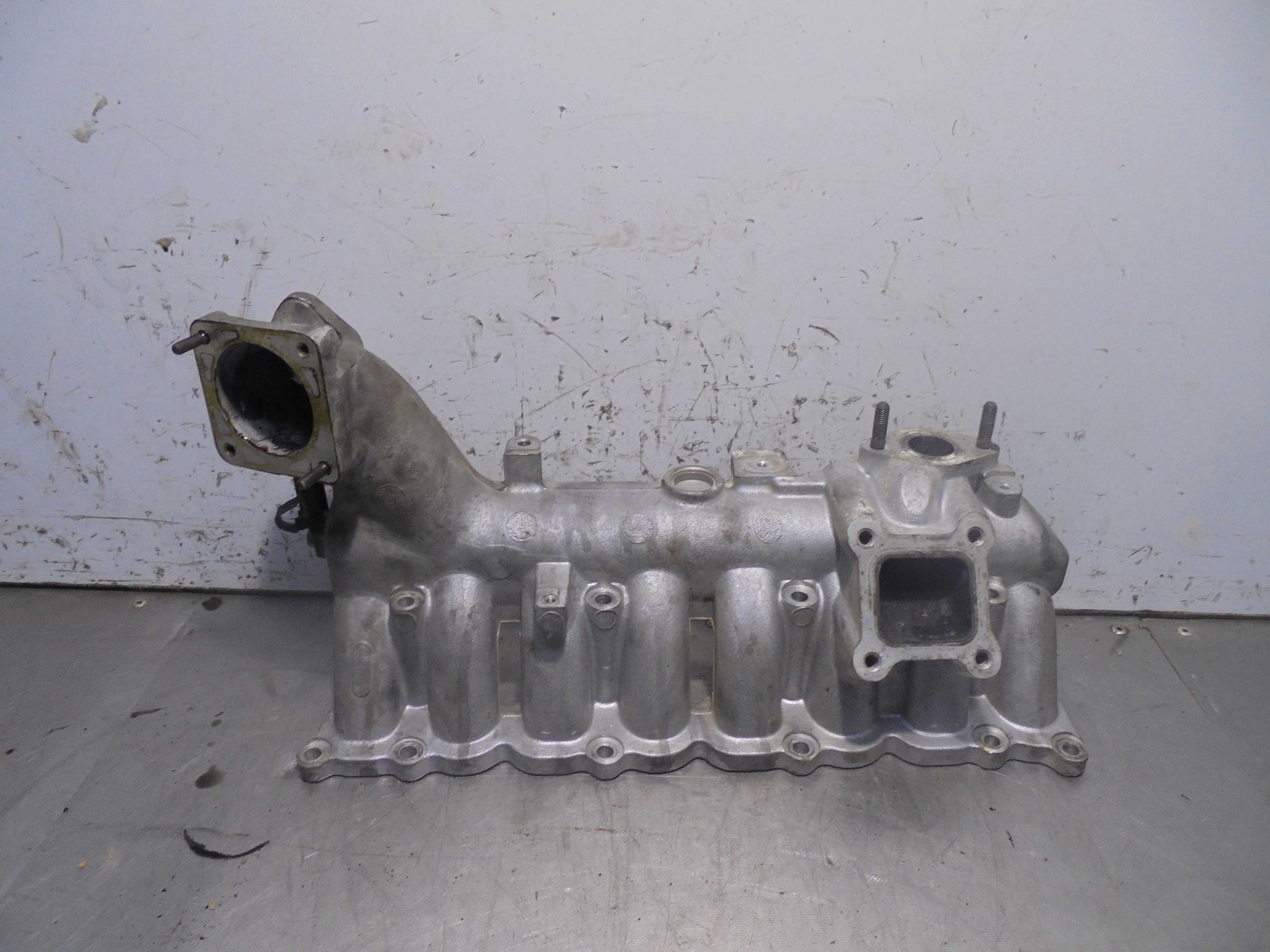 Recambio de colector admision para kia sorento 2.5 crdi concept referencia OEM IAM   