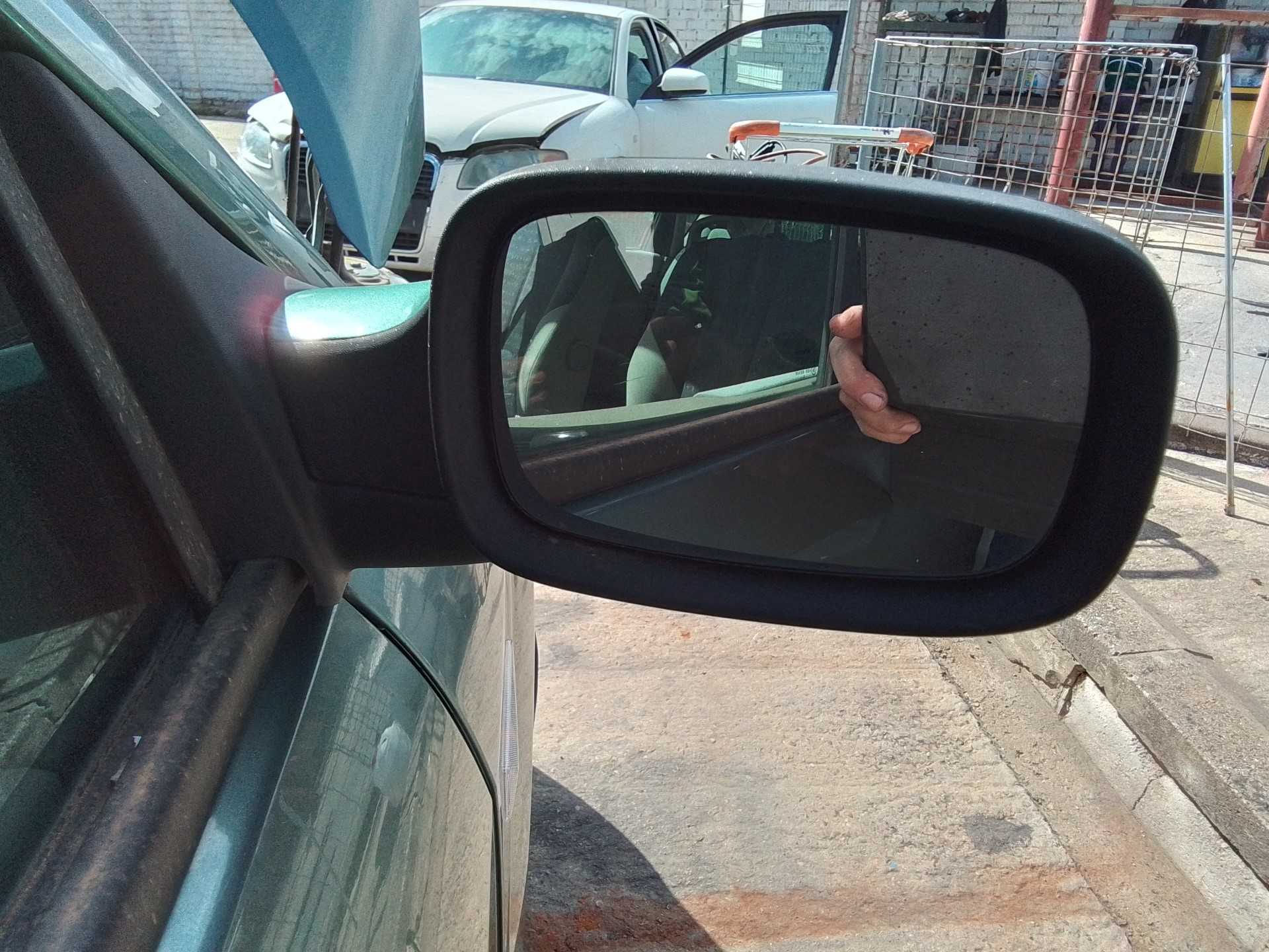Recambio de retrovisor derecho para renault scenic ii authentique referencia OEM IAM   