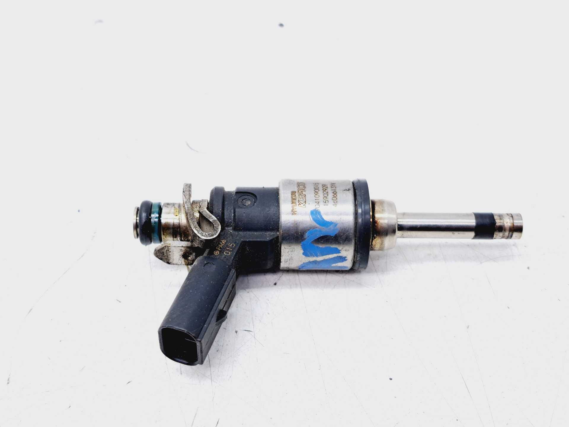 Recambio de inyector para hyundai tucson 1.6 crdi cat referencia OEM IAM 353102M417  