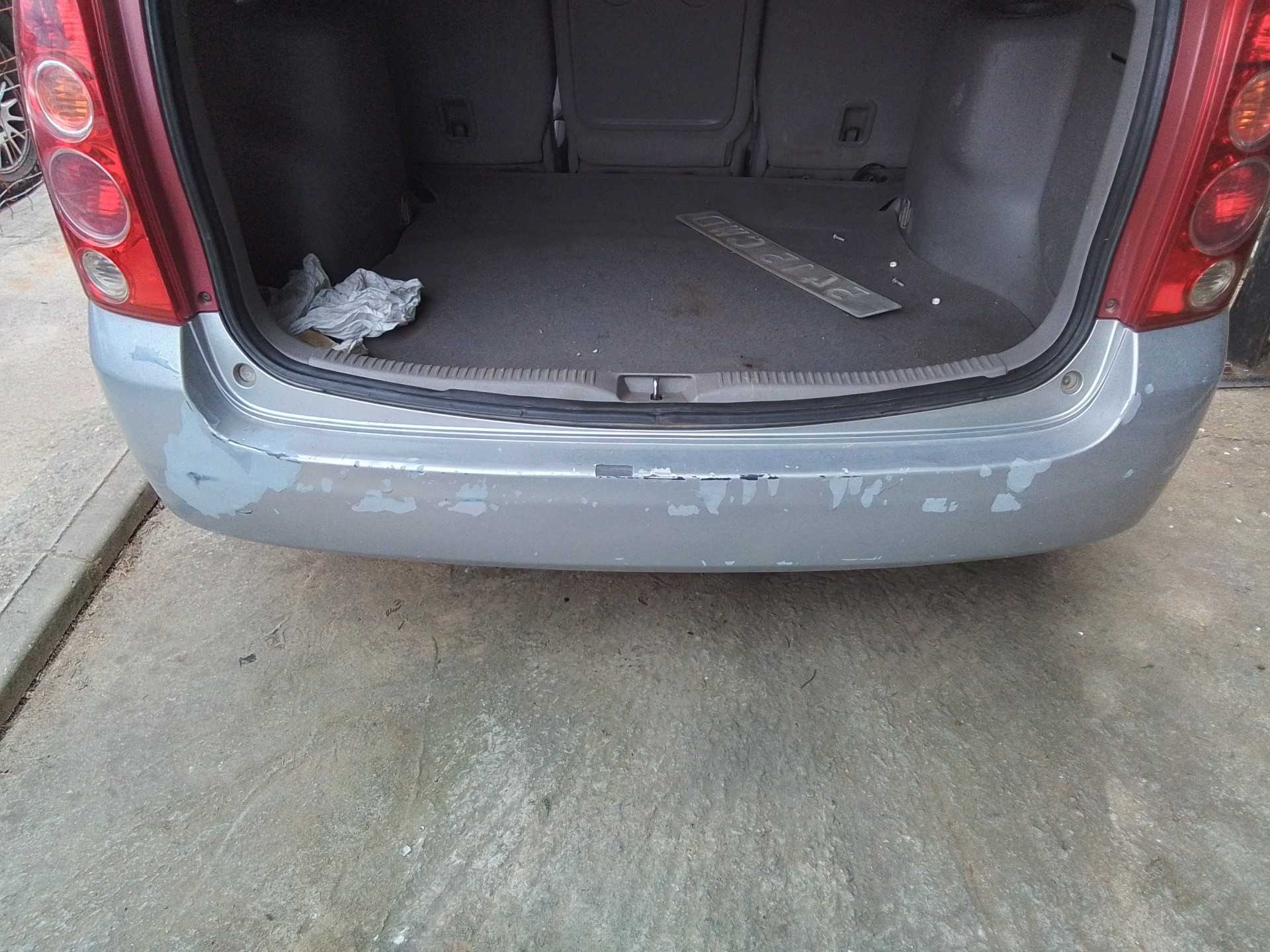 Recambio de paragolpes trasero para mazda premacy (cp) 2.0 cat referencia OEM IAM   