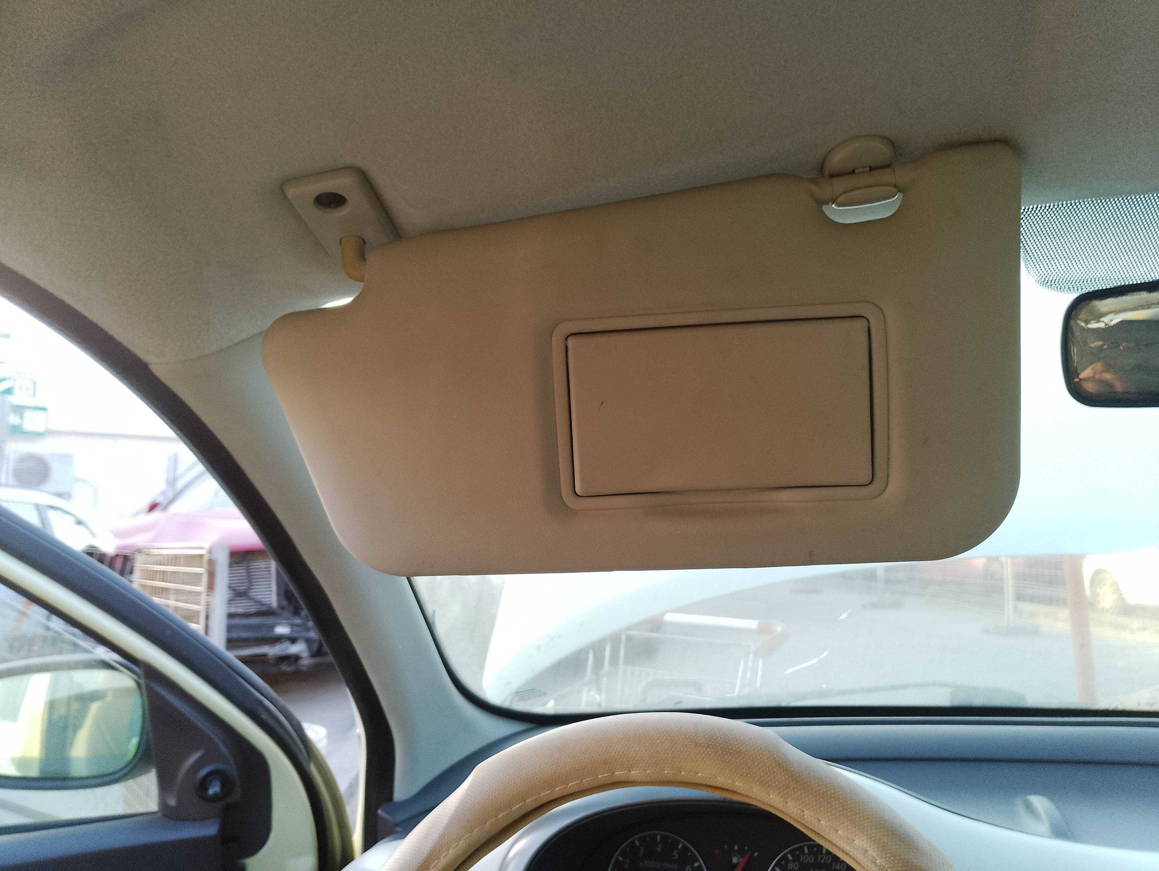 Recambio de parasol izquierdo para nissan micra (k12e) 25 aniversario referencia OEM IAM   