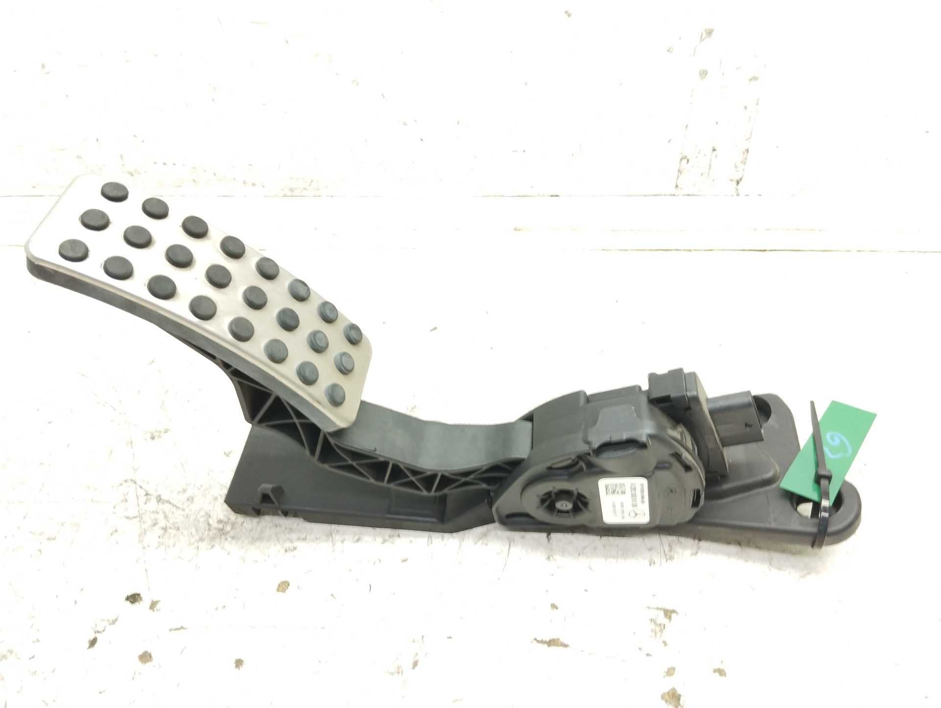 Recambio de pedal acelerador para mercedes-benz clase gle (w166) gle 350 d 4matic referencia OEM IAM A2923000100  
