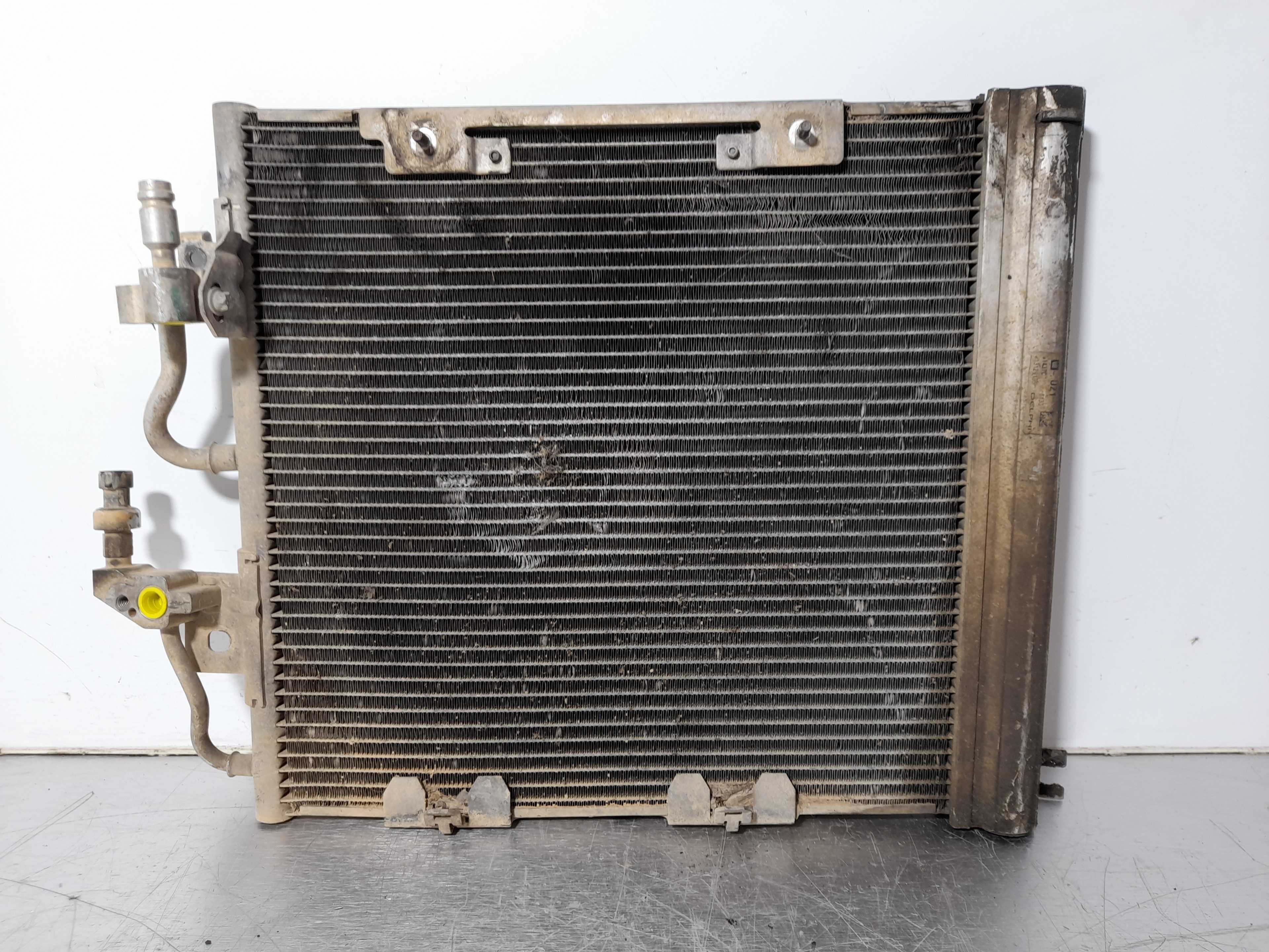 Recambio de condensador / radiador aire acondicionado para opel astra gtc cosmo referencia OEM IAM 13129195 DELPHI 