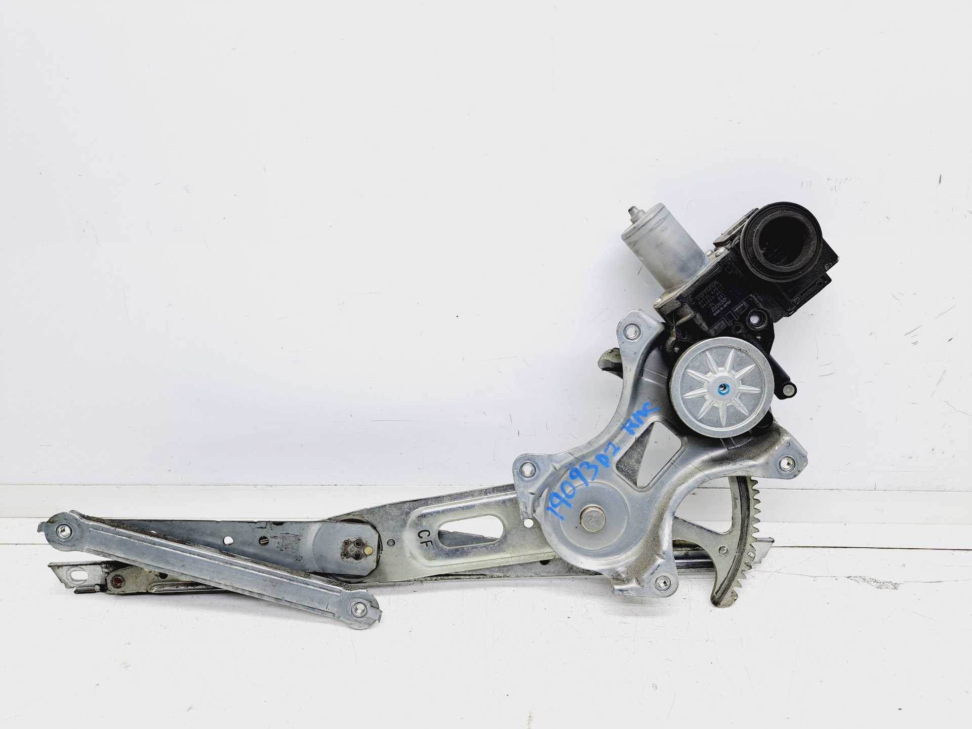 Recambio de elevalunas delantero izquierdo para toyota prius+ advance referencia OEM IAM 8572062010 0620204021 DENSO
