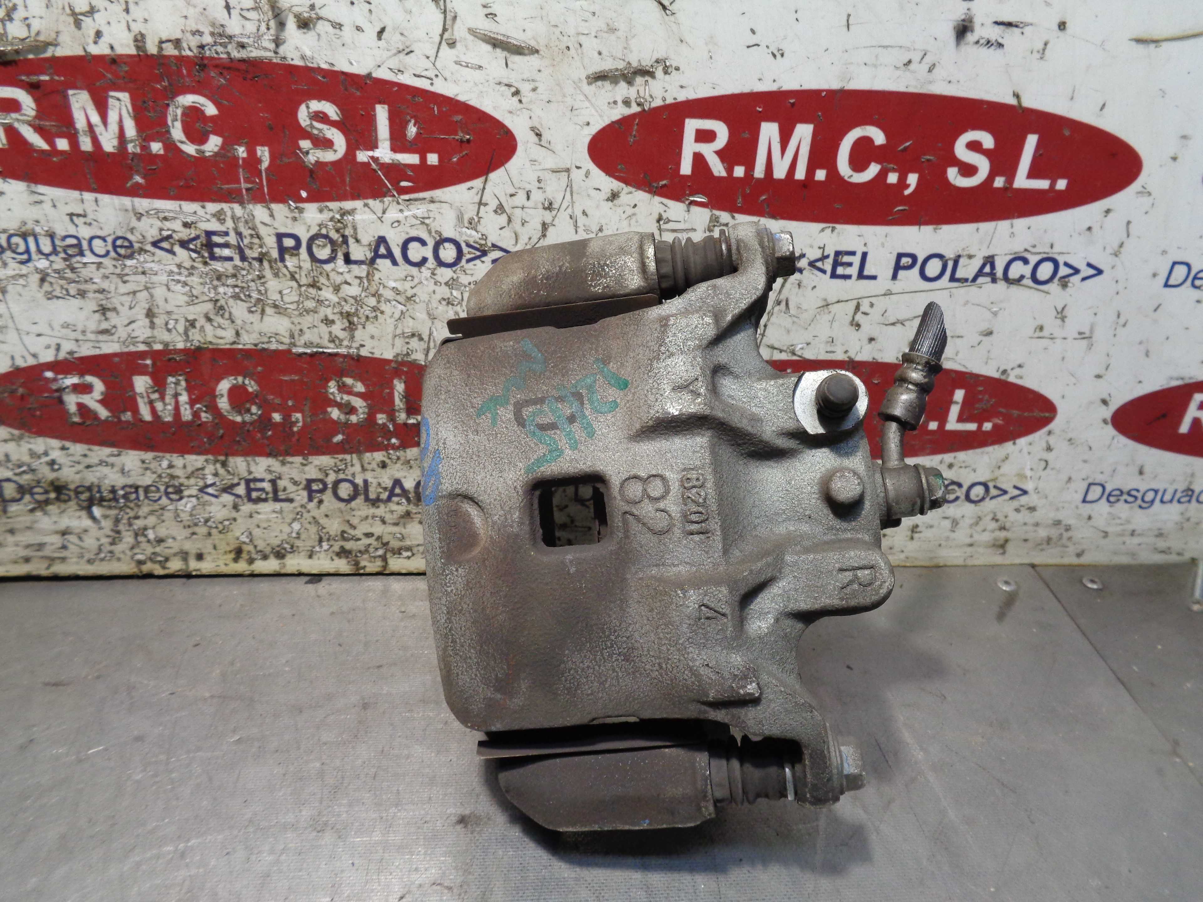 Recambio de pinza de freno delantera derecha para nissan juke (f15) acenta referencia OEM IAM 41001ET00A  