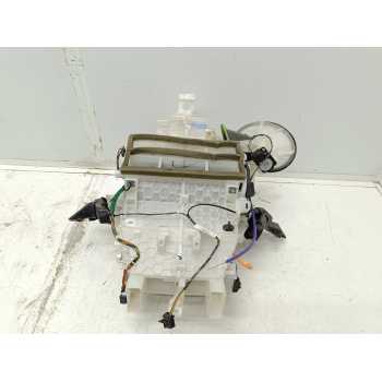 Recambio de caja calefaccion para peugeot 208 style referencia OEM IAM 1743401  