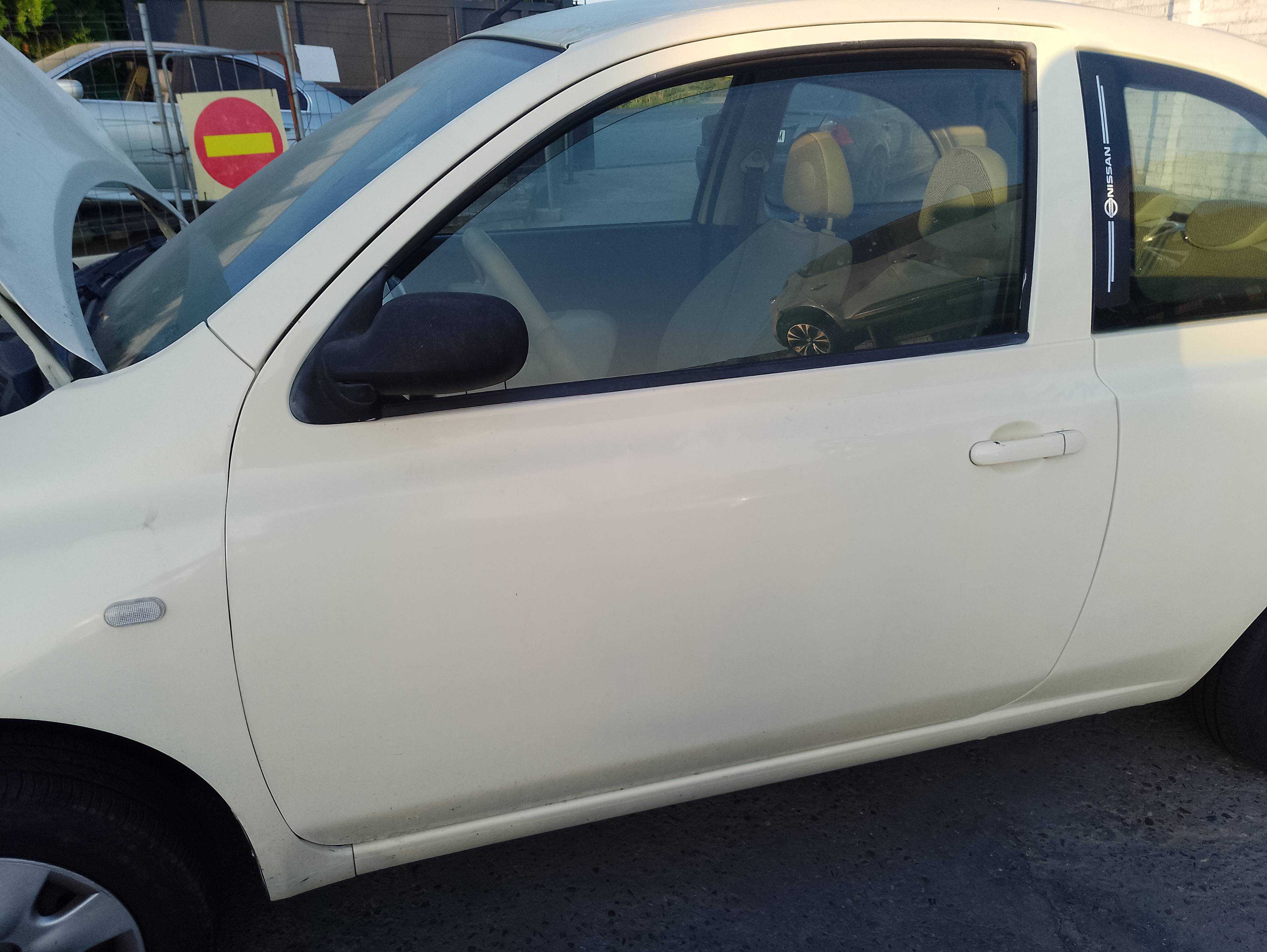 Recambio de puerta delantera izquierda para nissan micra (k12e) 25 aniversario referencia OEM IAM   