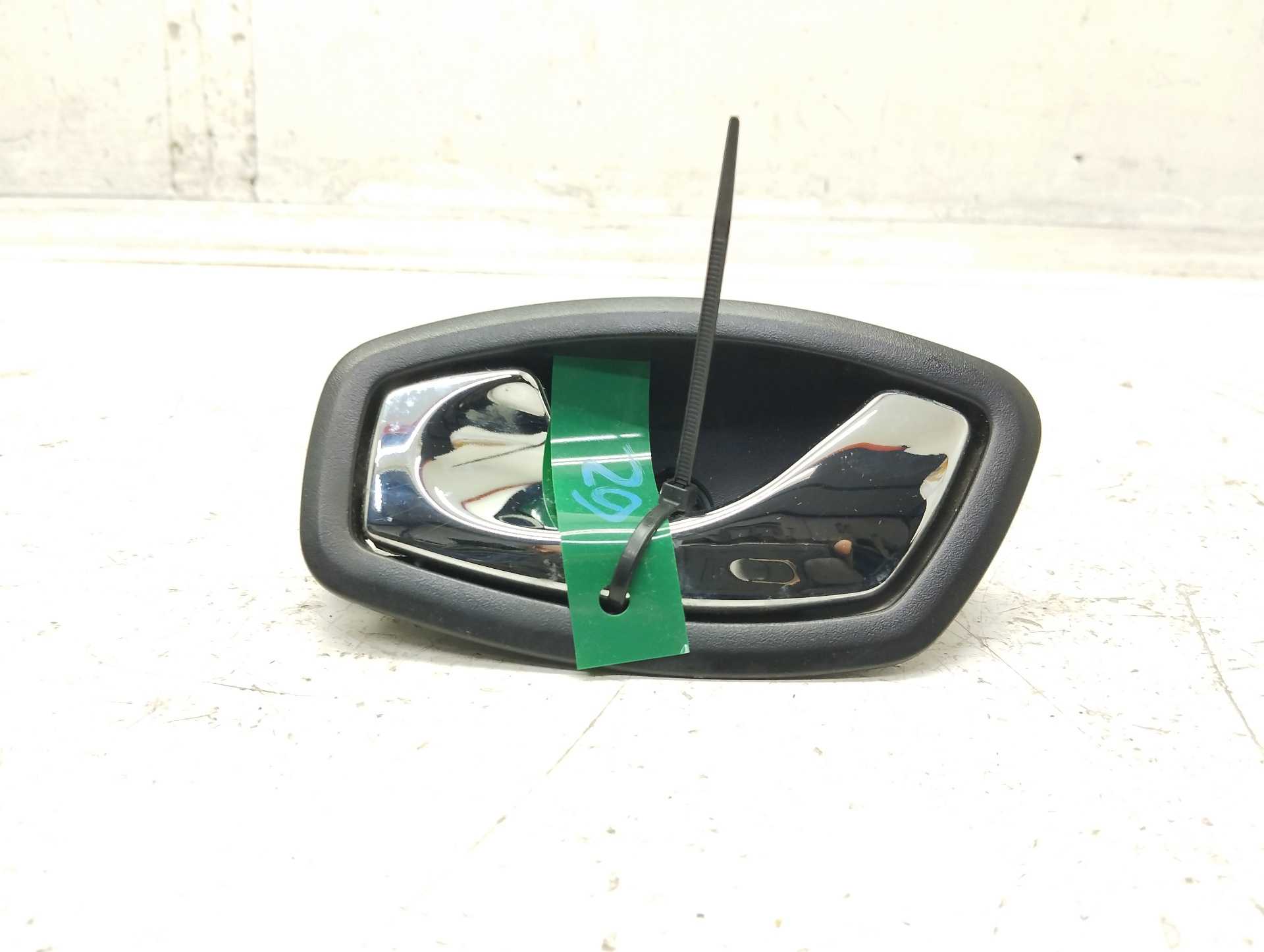 Recambio de maneta interior delantera izquierda para renault clio iv 1.5 dci referencia OEM IAM 826720001R  