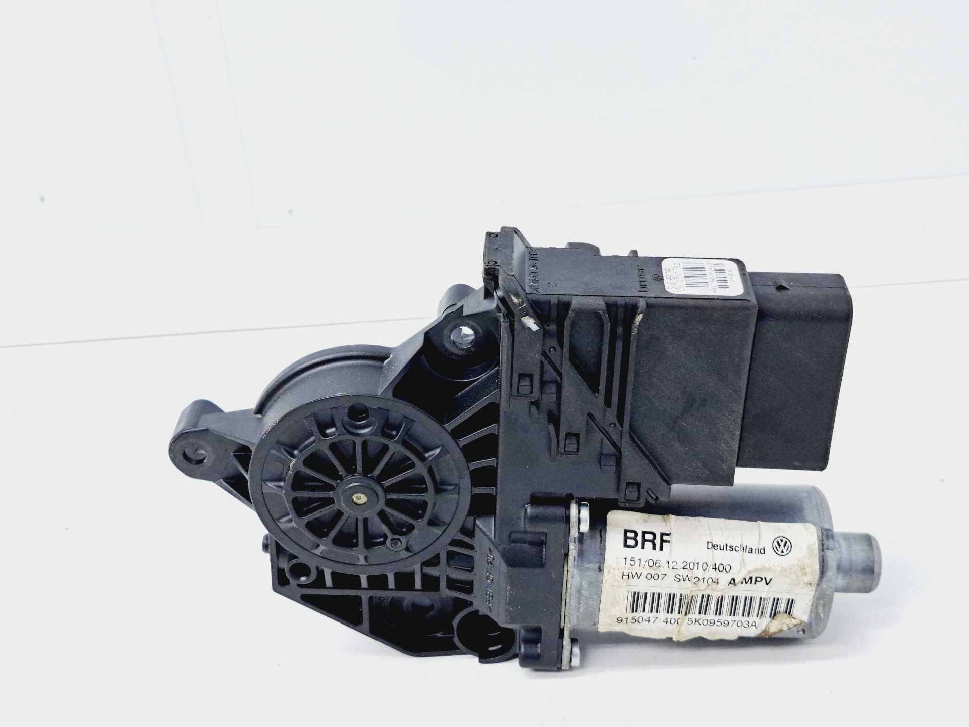 Recambio de motor elevalunas trasero izquierdo para volkswagen touran (1t3) referencia OEM IAM 5K0959703A  