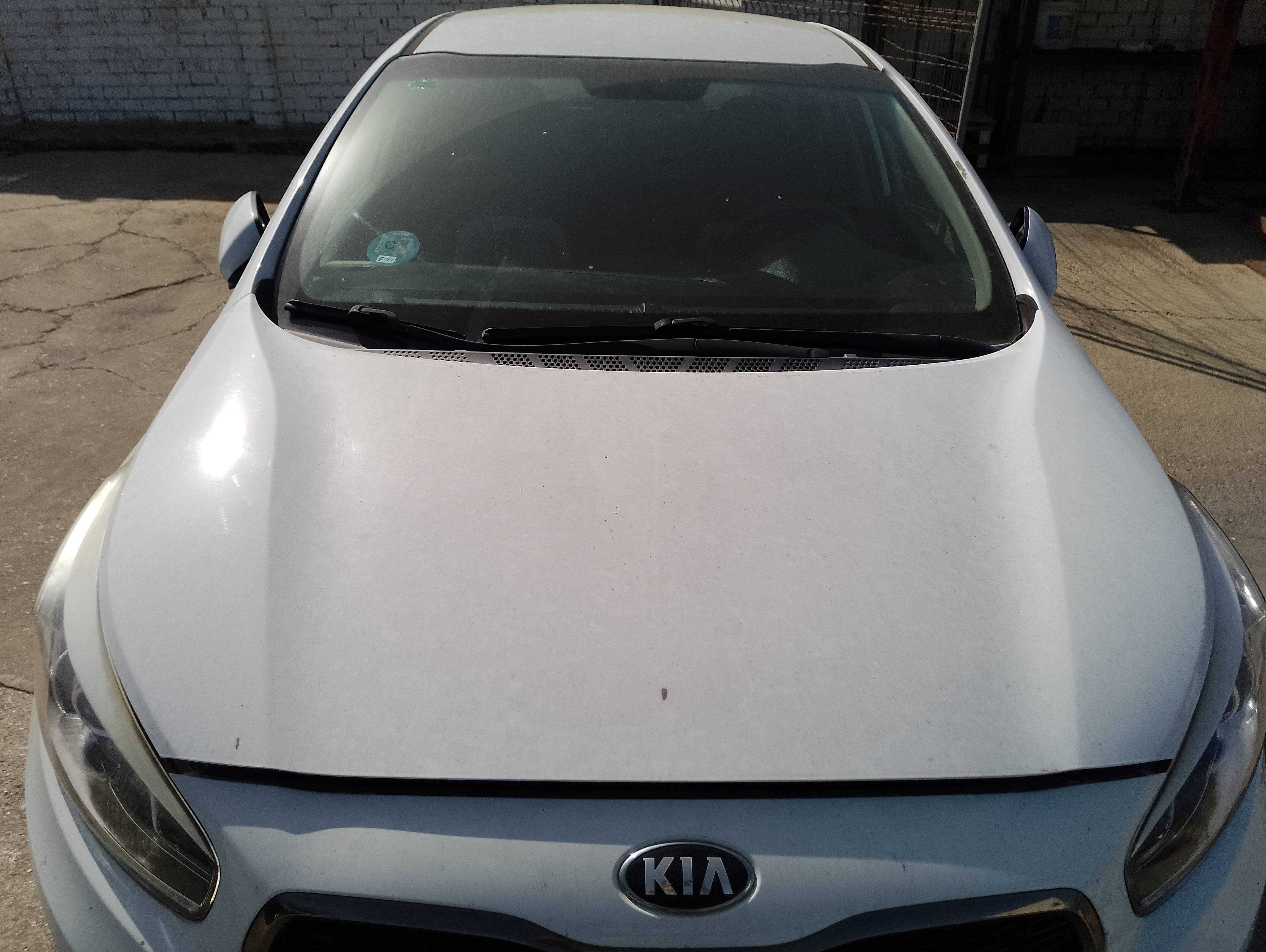 Recambio de capo para kia cee´d business referencia OEM IAM 66400A2000  