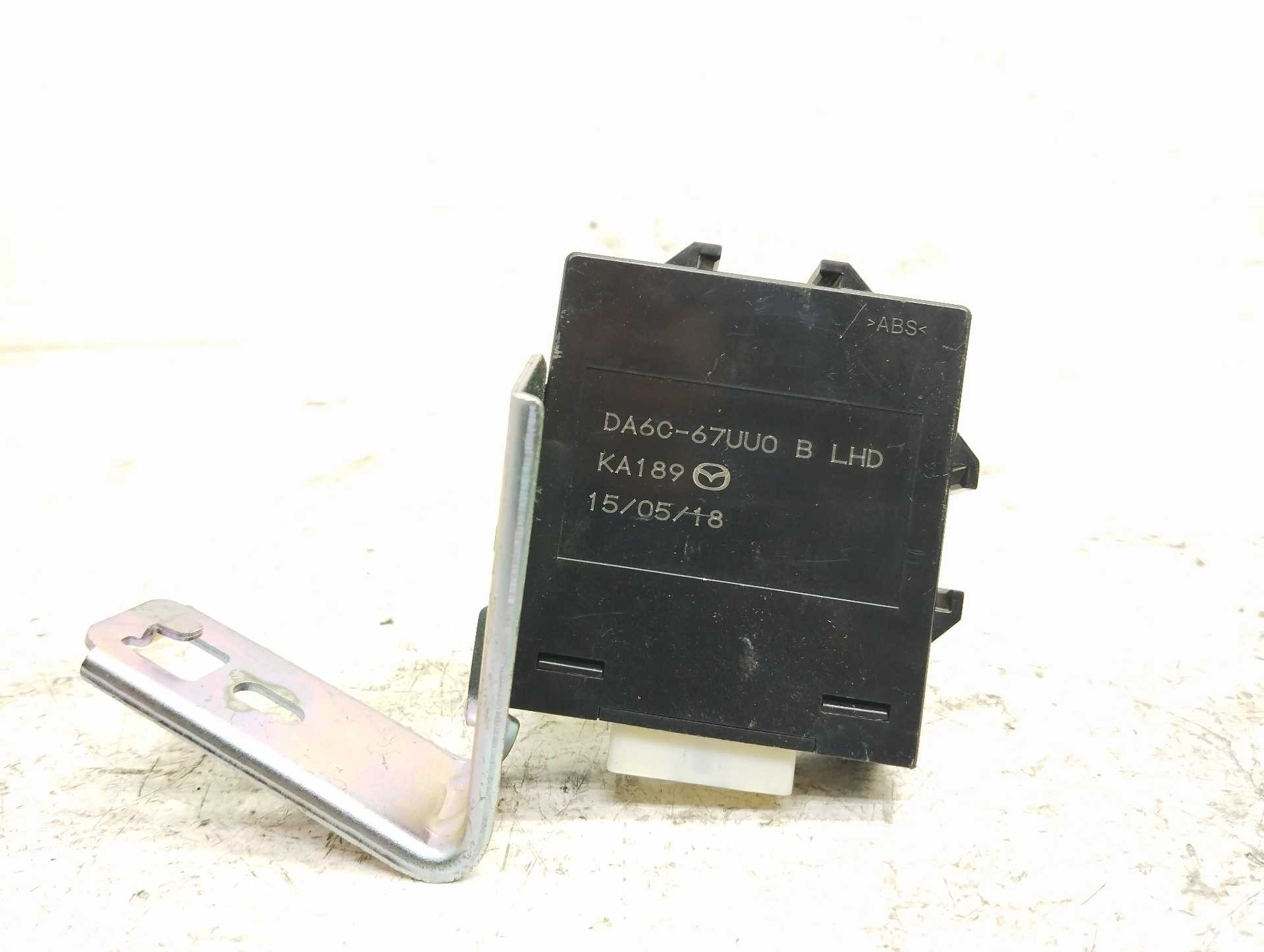 Recambio de modulo electronico para mazda cx-3 center-line referencia OEM IAM DA6C67UU0  