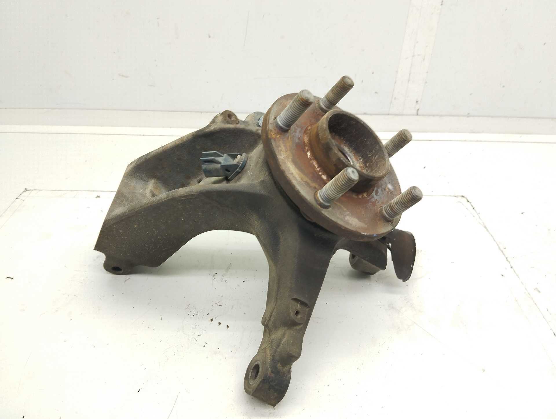 Recambio de mangueta delantera derecha para ford focus c-max (cap) ambiente (d) referencia OEM IAM 3M513K170  