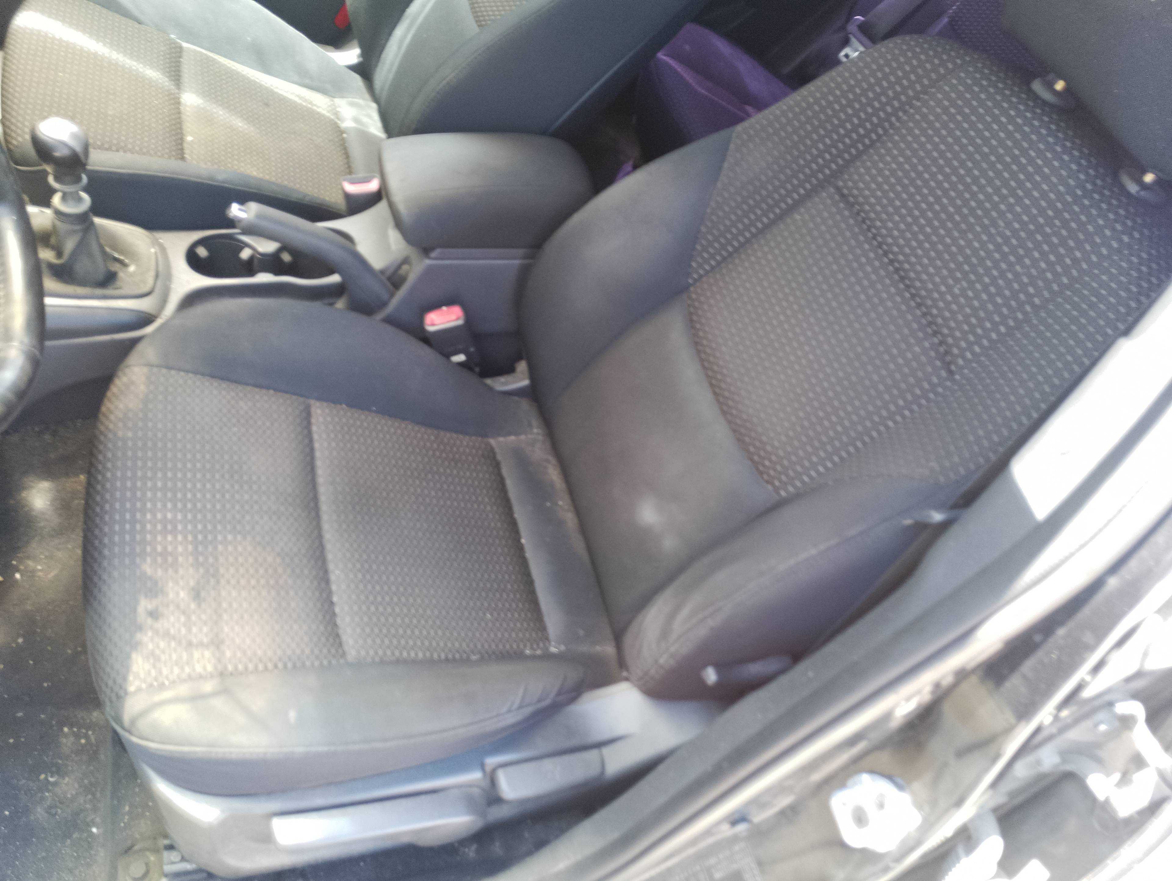 Recambio de asiento delantero izquierdo para hyundai i30 classic referencia OEM IAM   
