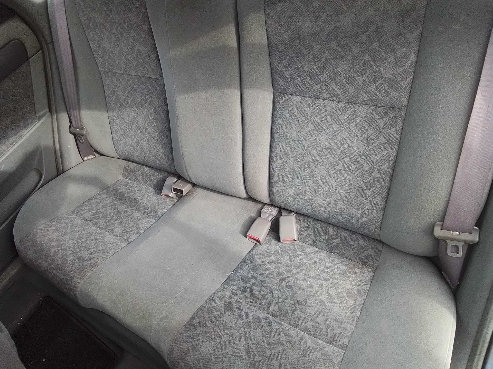 Recambio de asientos traseros para daewoo nubira berlina se referencia OEM IAM   