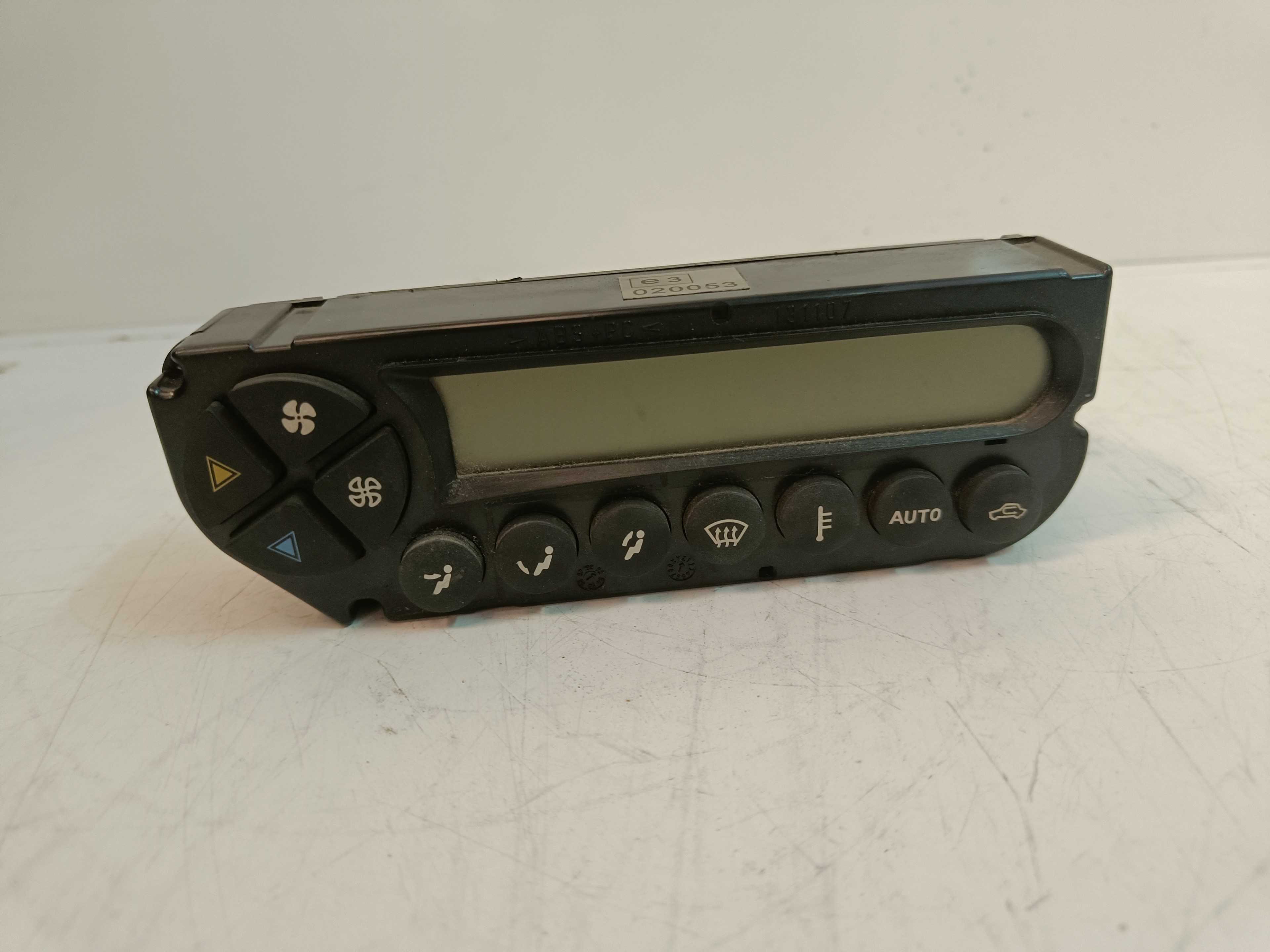 Recambio de mando climatizador para hyundai accent (lc) crdi gl referencia OEM IAM   