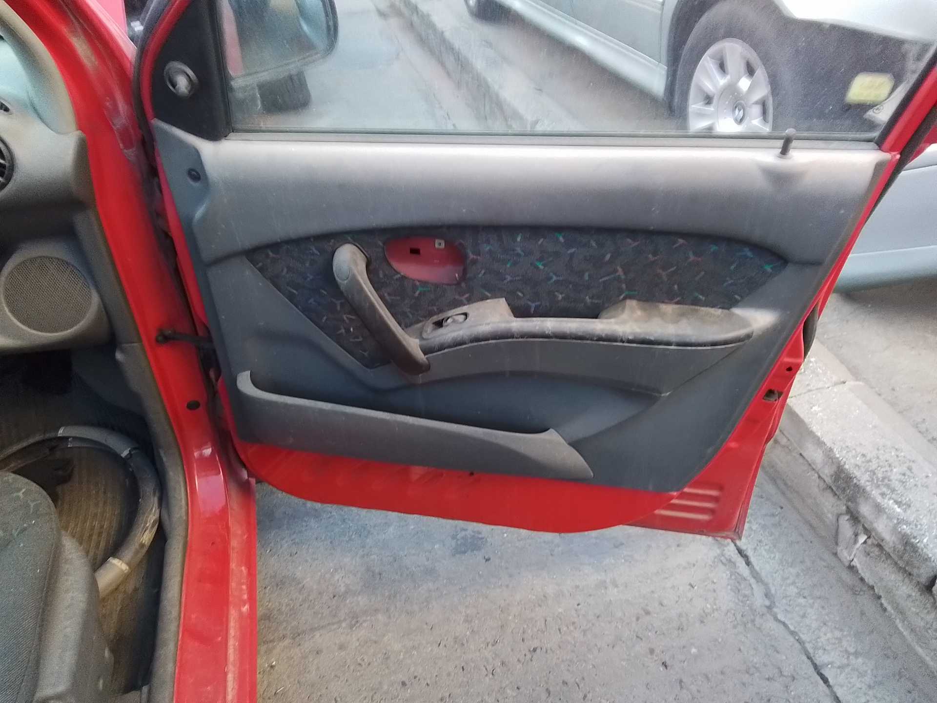 Recambio de guarnecido puerta delantera derecha para hyundai atos prime (mx) 1.0 cat referencia OEM IAM   