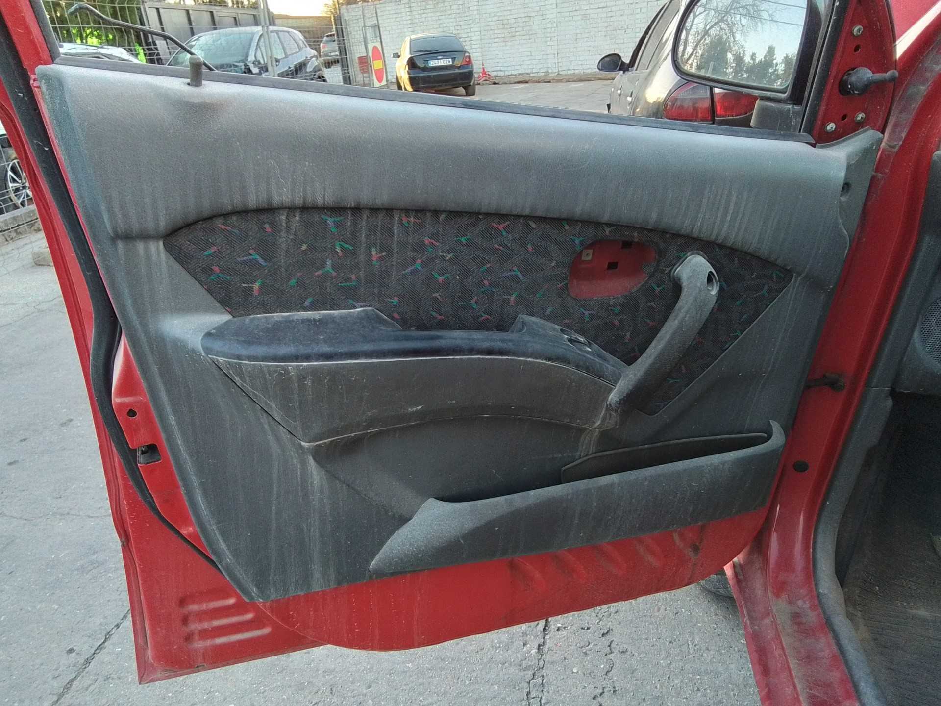 Recambio de guarnecido puerta delantera izquierda para hyundai atos prime (mx) 1.0 cat referencia OEM IAM   